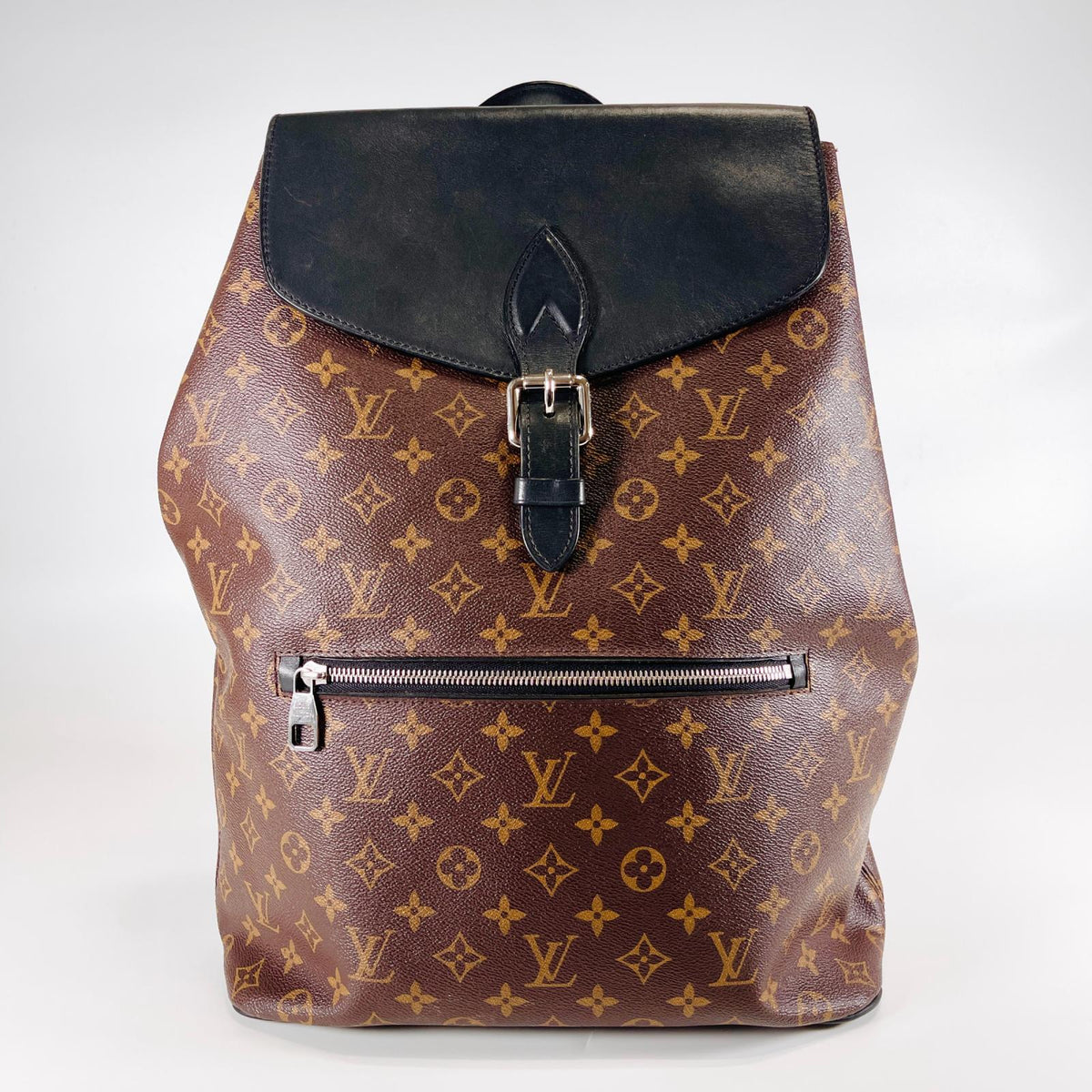Used Backpack Â· Daypack