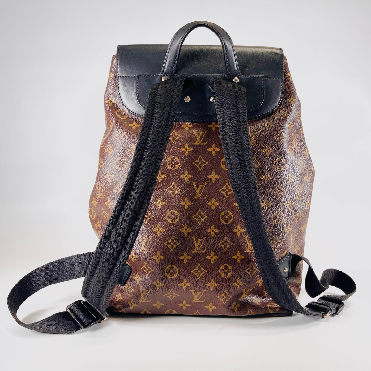 Used Backpack Â· Daypack
