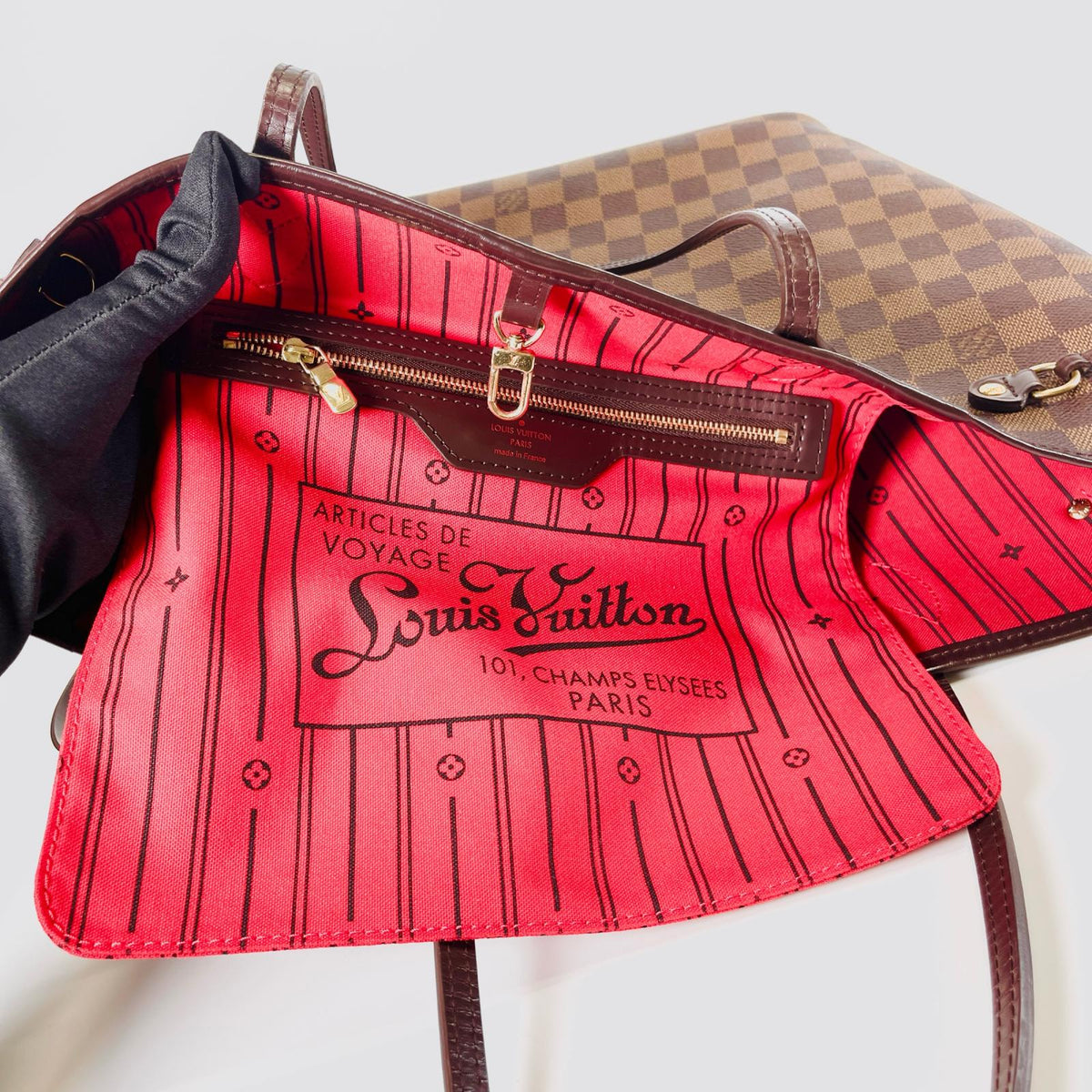 Used Shoulder Bag Never full