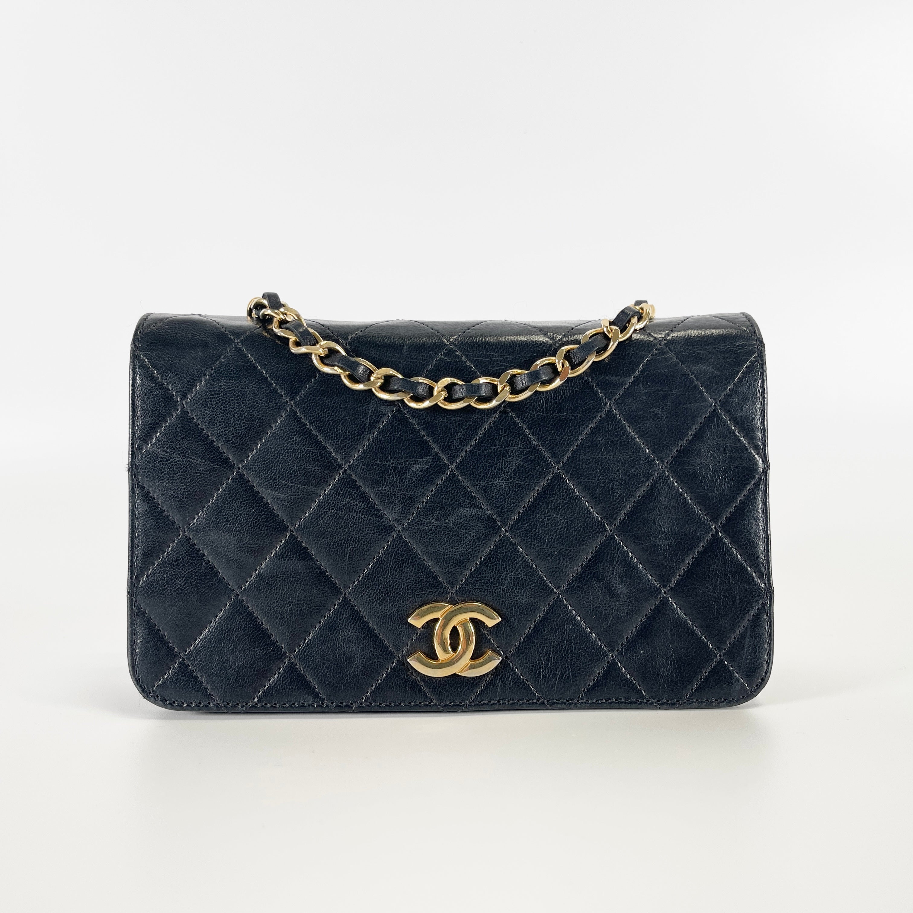2603 secondhand CHANEL Shoulder bag Push Lock