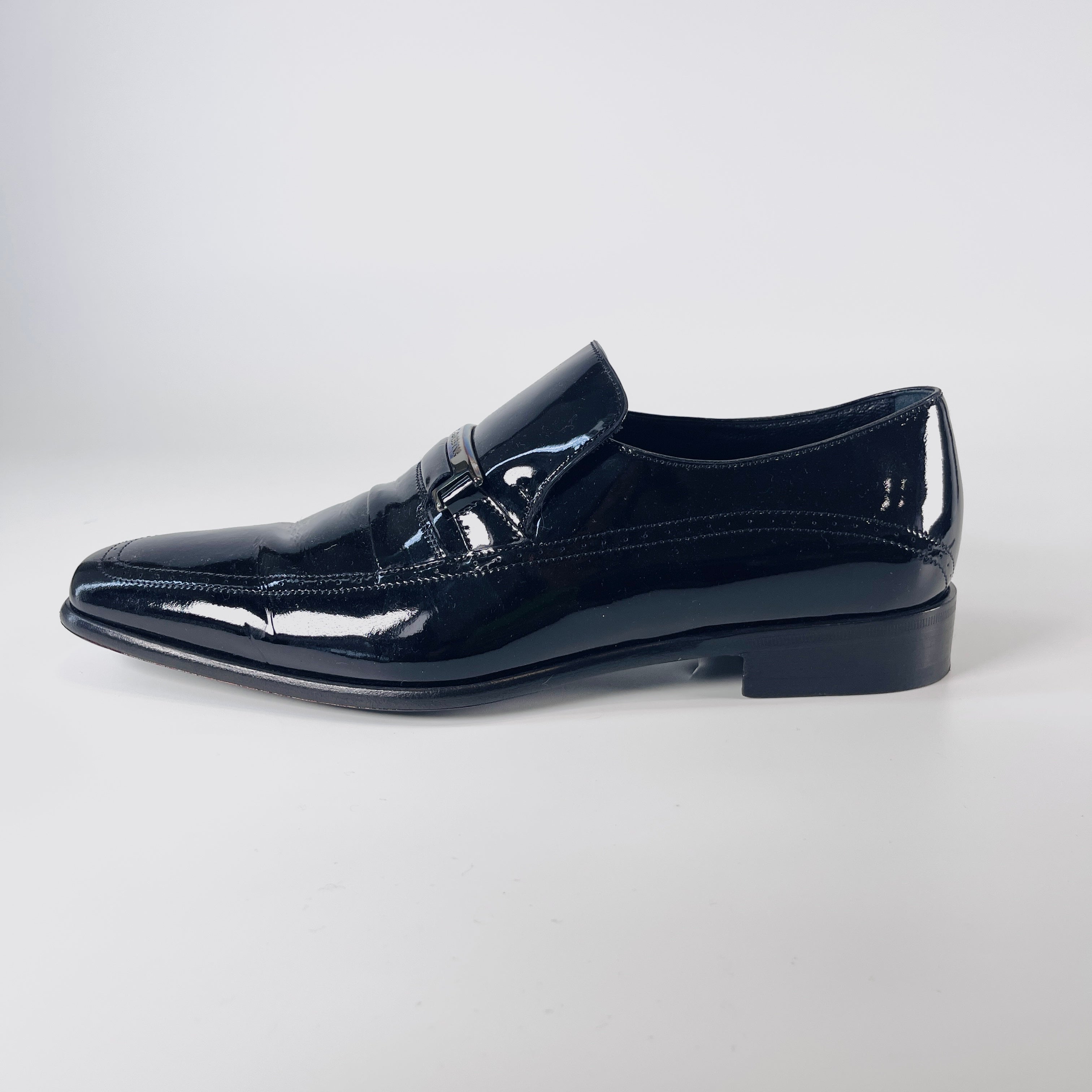 2606 secondhand D&G Loafers logo plate enamel fur
