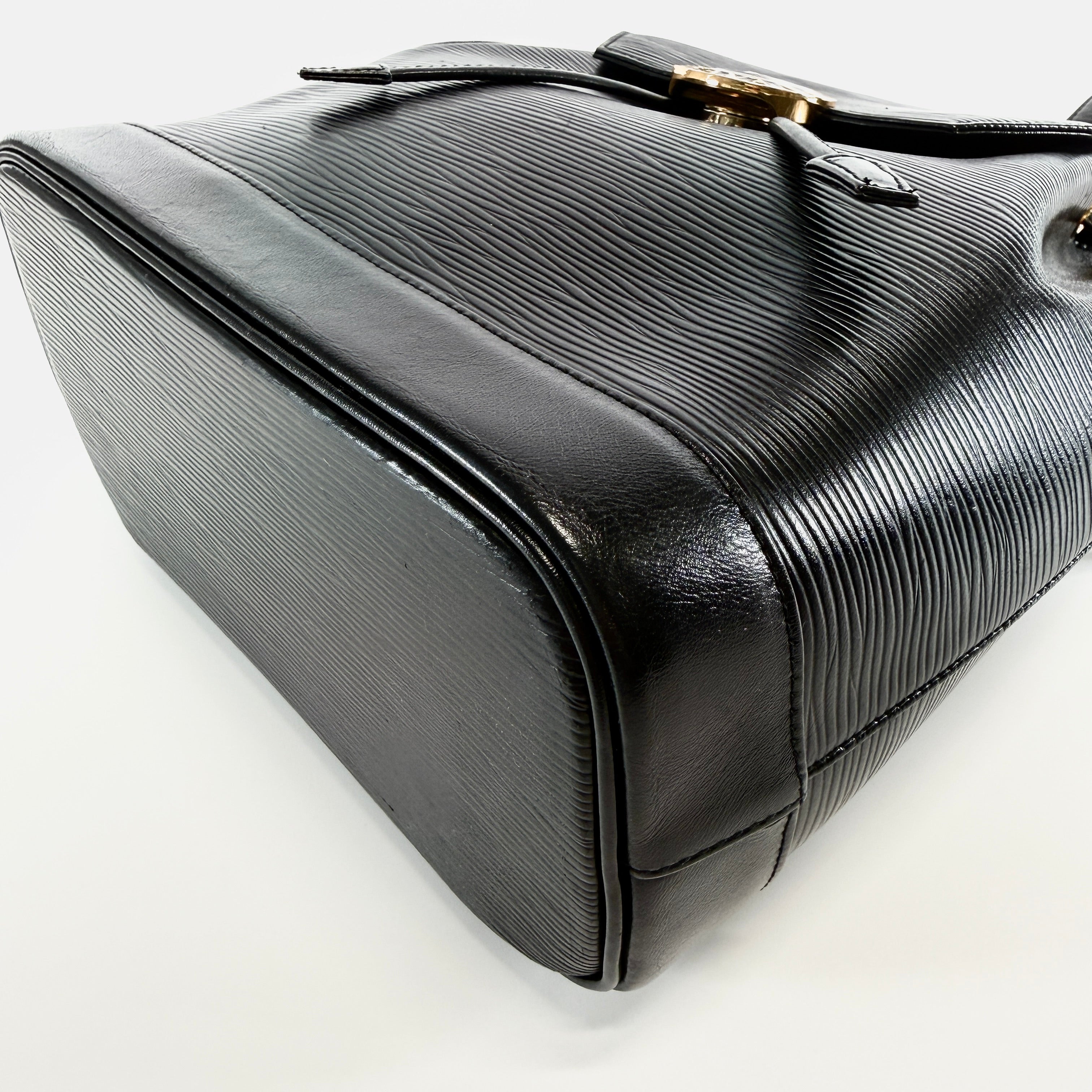 2606 secondhand VALENTINO bag / others circle logo flap backpack