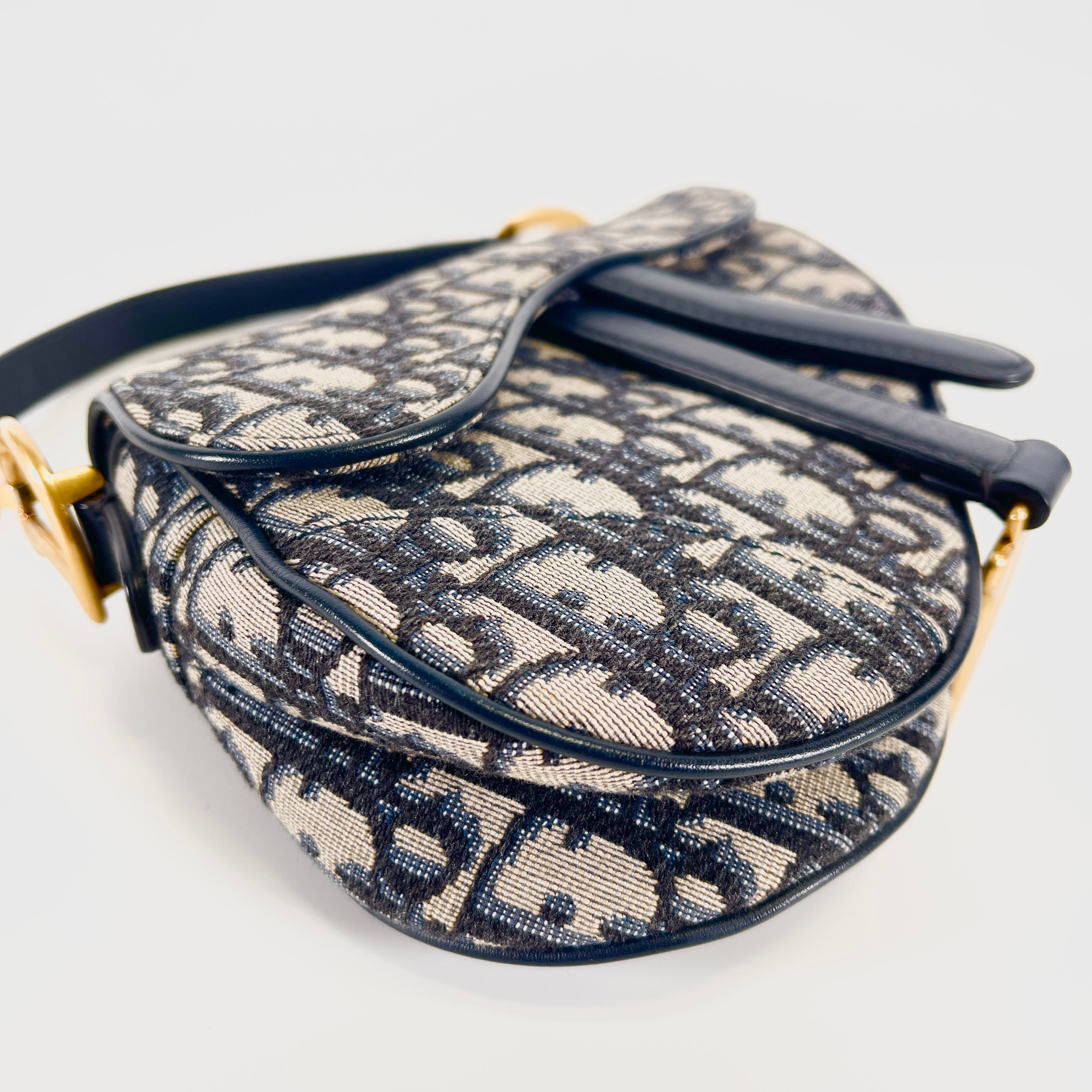 2511 CD Saddlebag