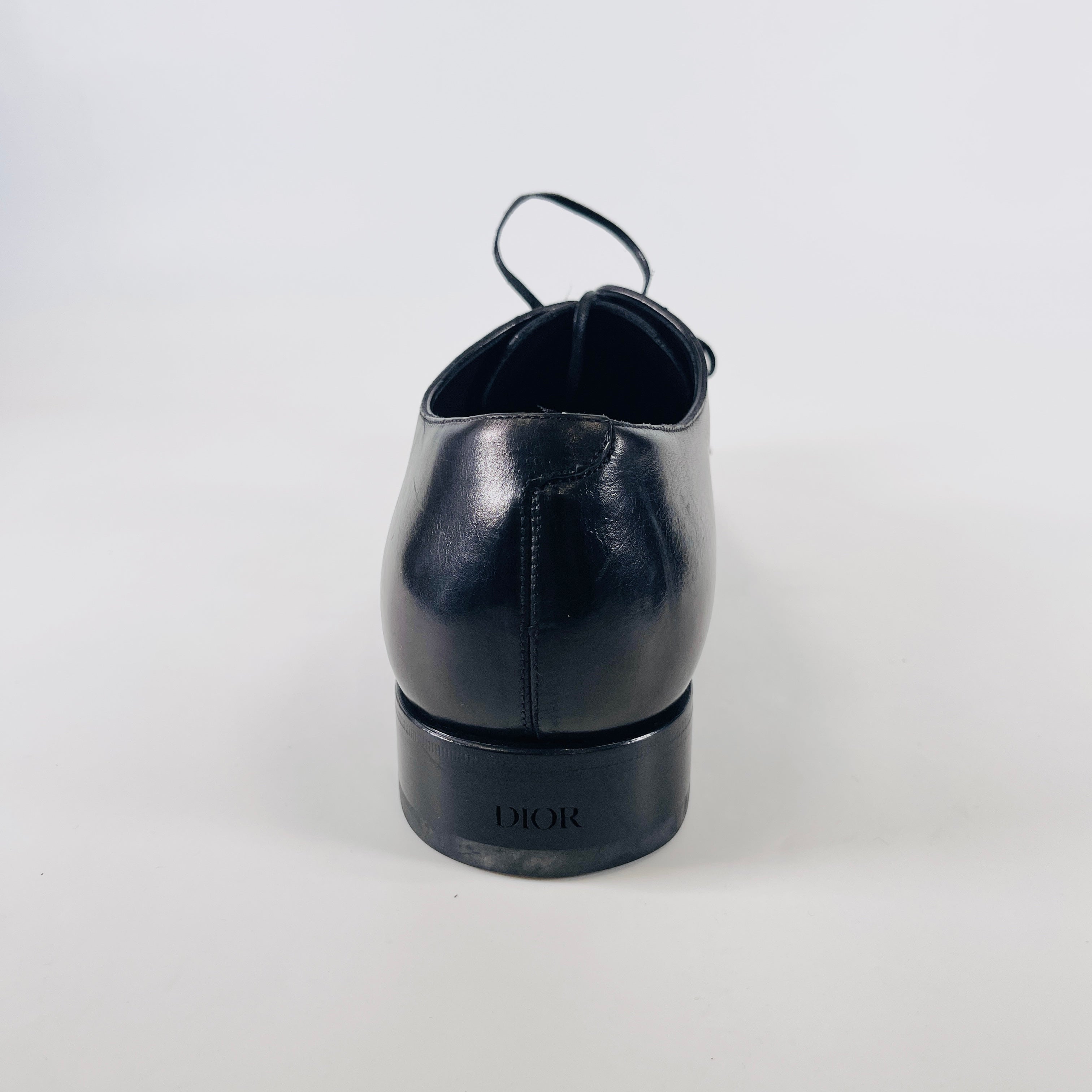 2602 secondhand CD leather shoes / Loafers