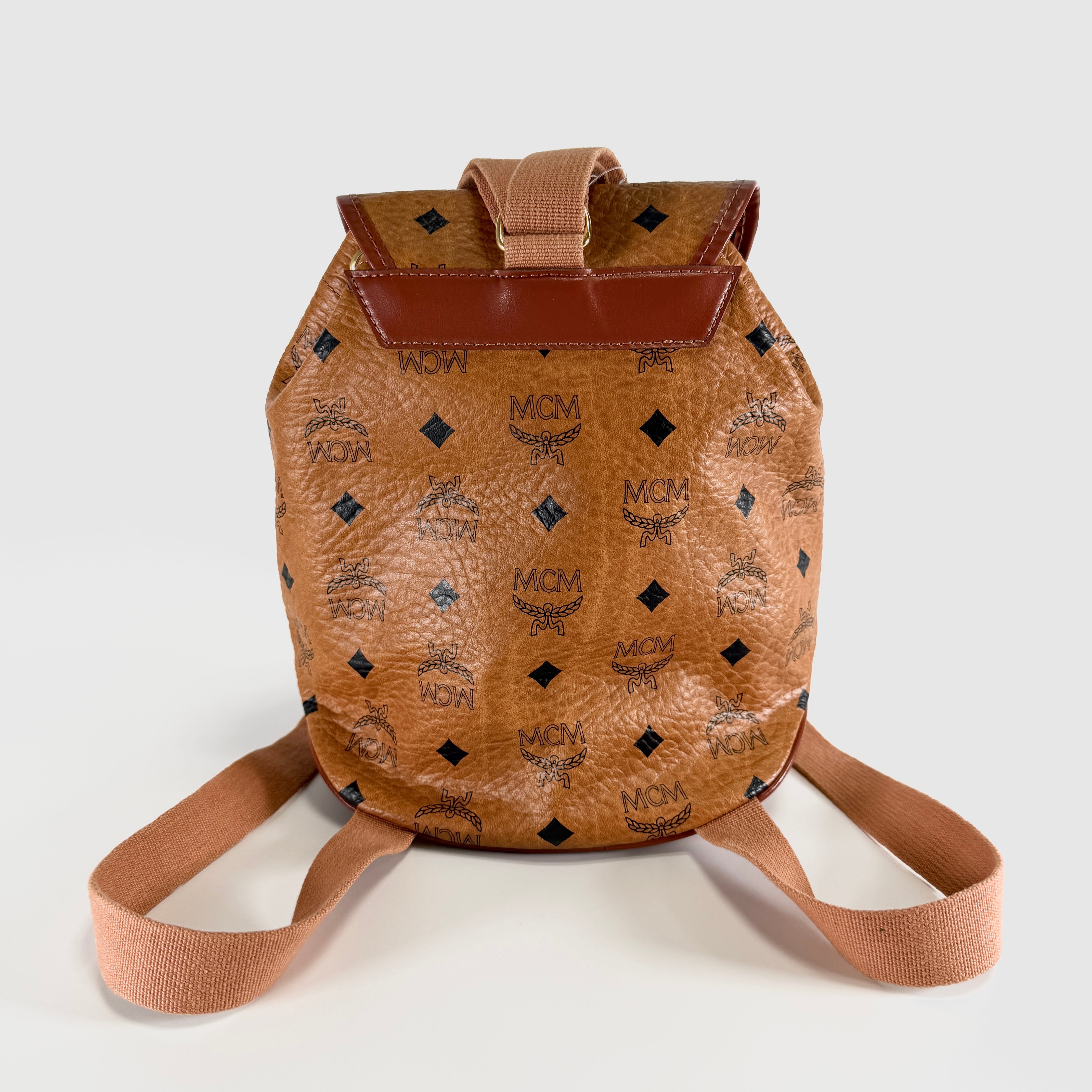 2606 secondhand MCM bag