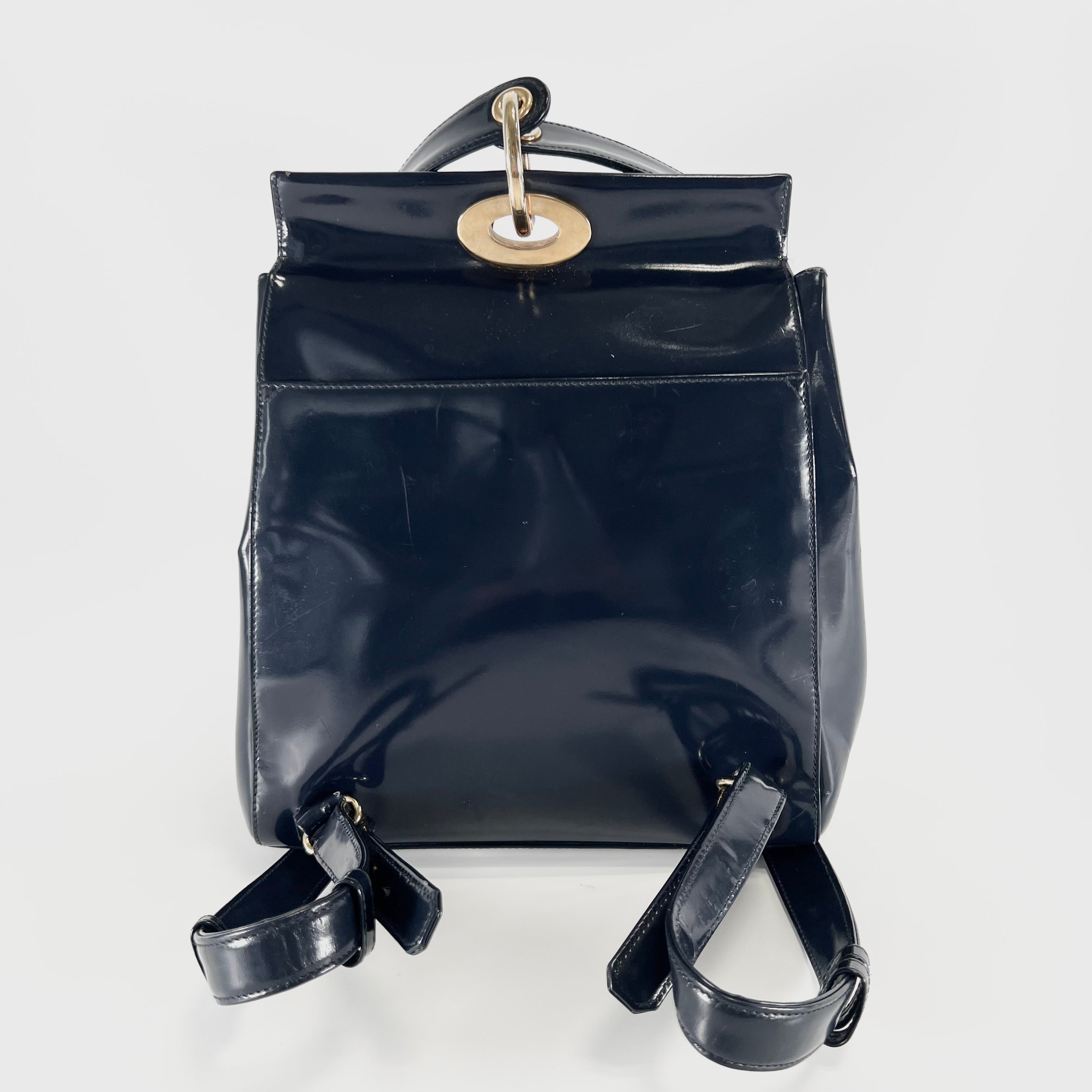 2605 secondhand CD patent backpack