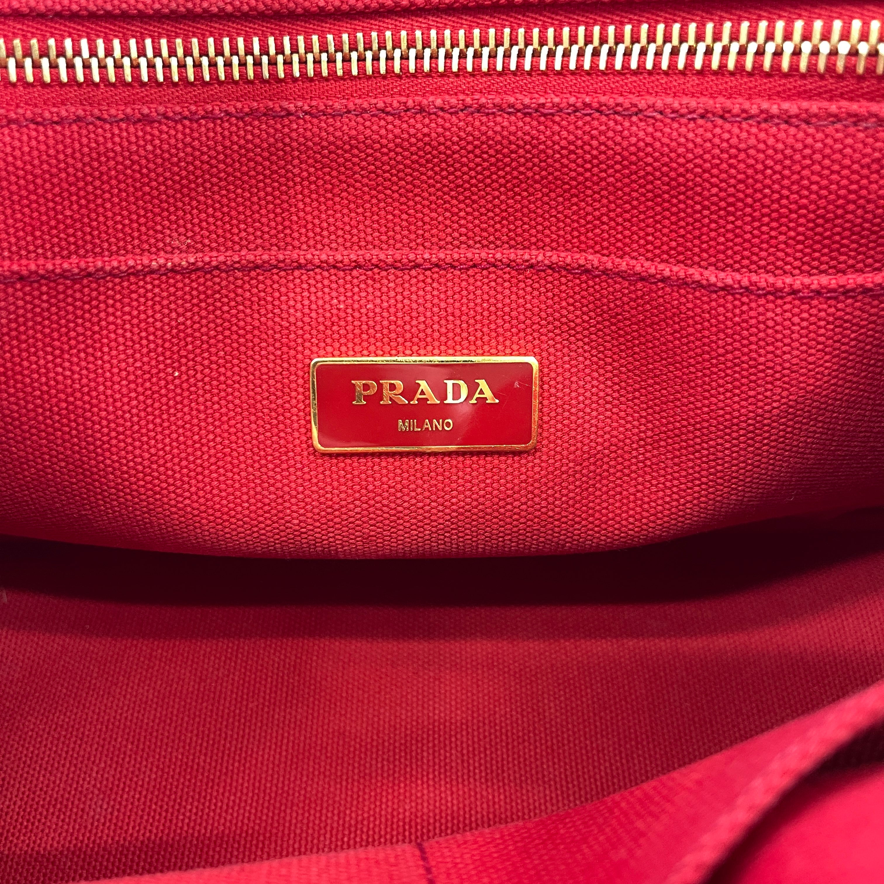 2512 secondhand  PRADA Canapa hand bag Red canvas