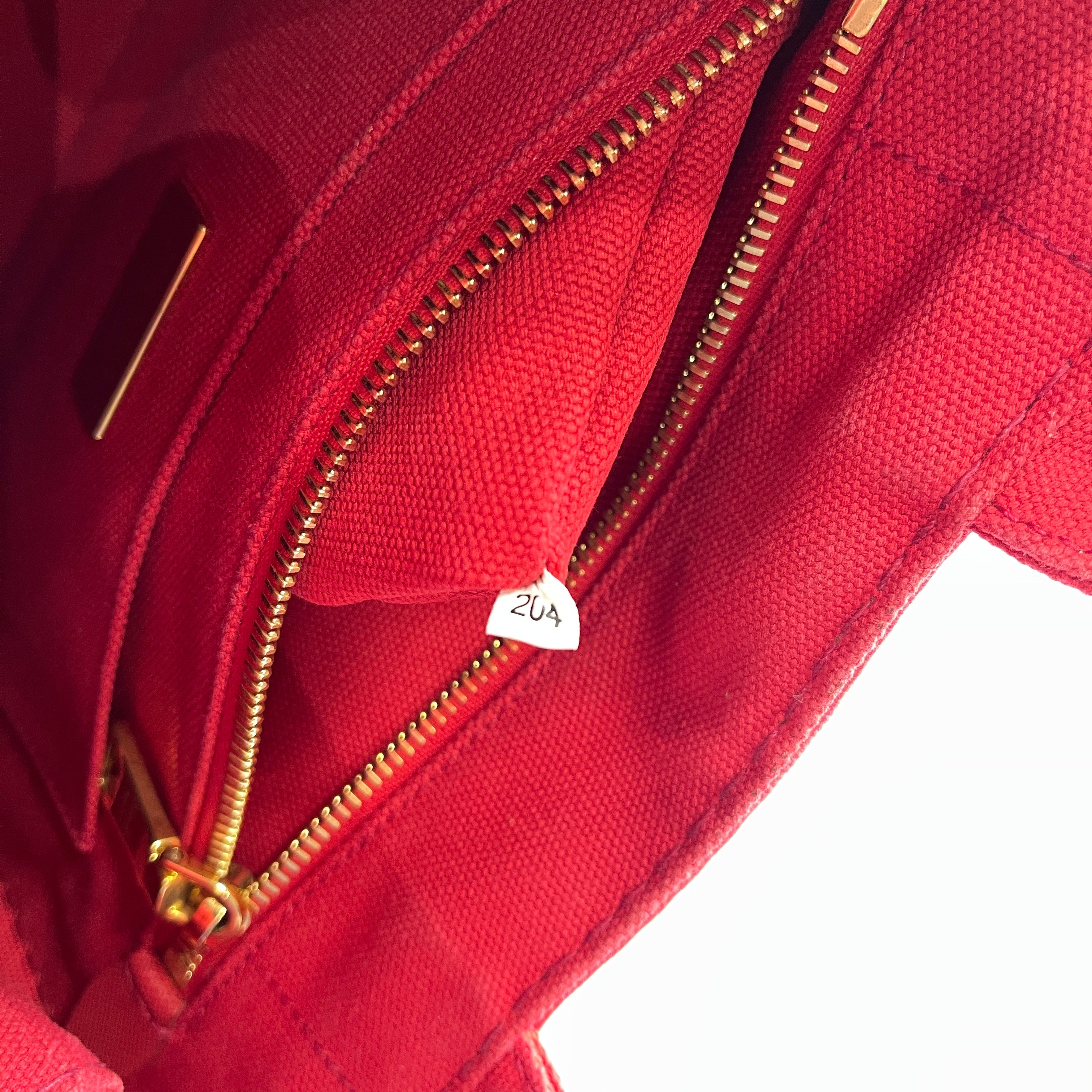 2512 secondhand  PRADA Canapa hand bag Red canvas