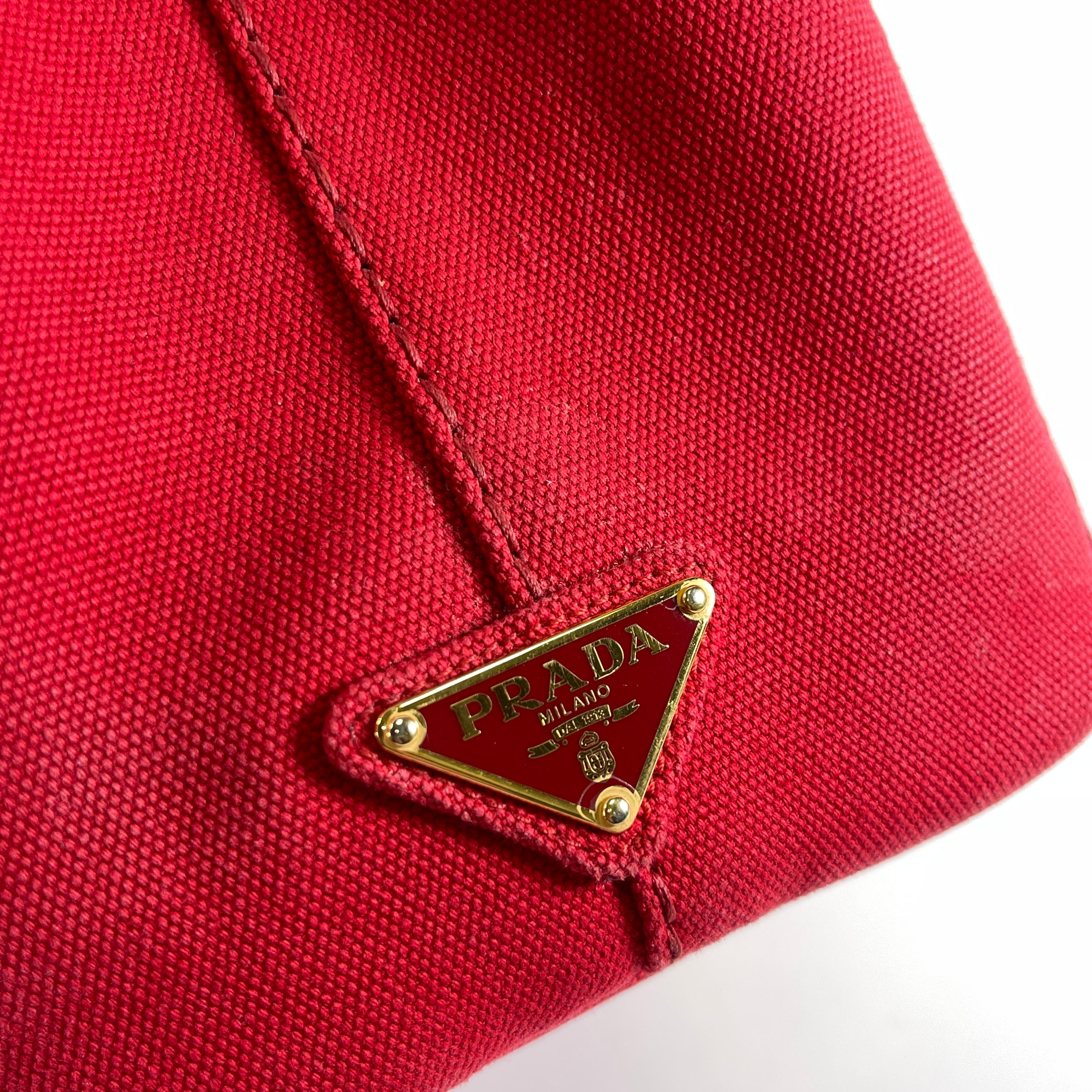 2512 secondhand  PRADA Canapa hand bag Red canvas