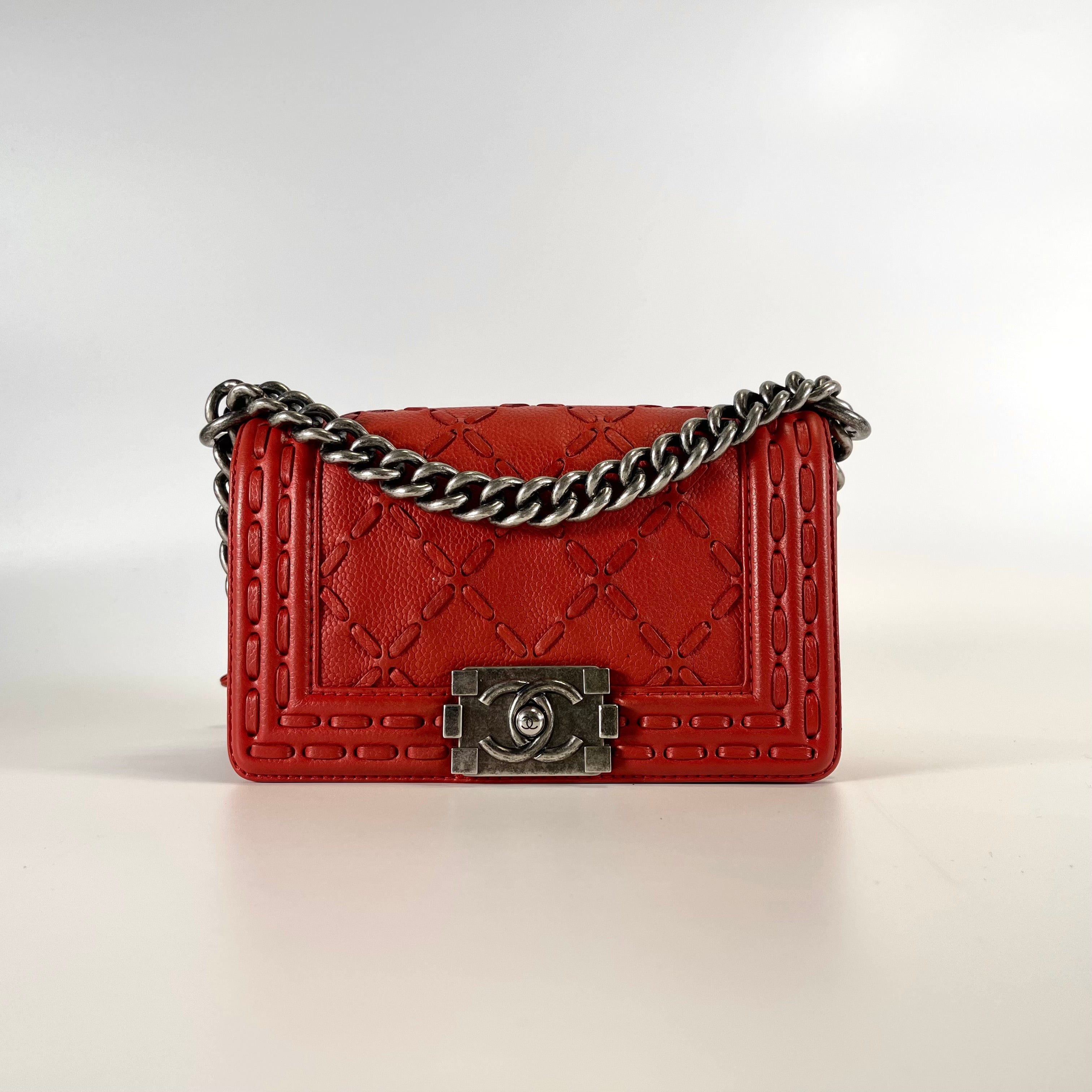 2506 Chanel Shoulder Bag
