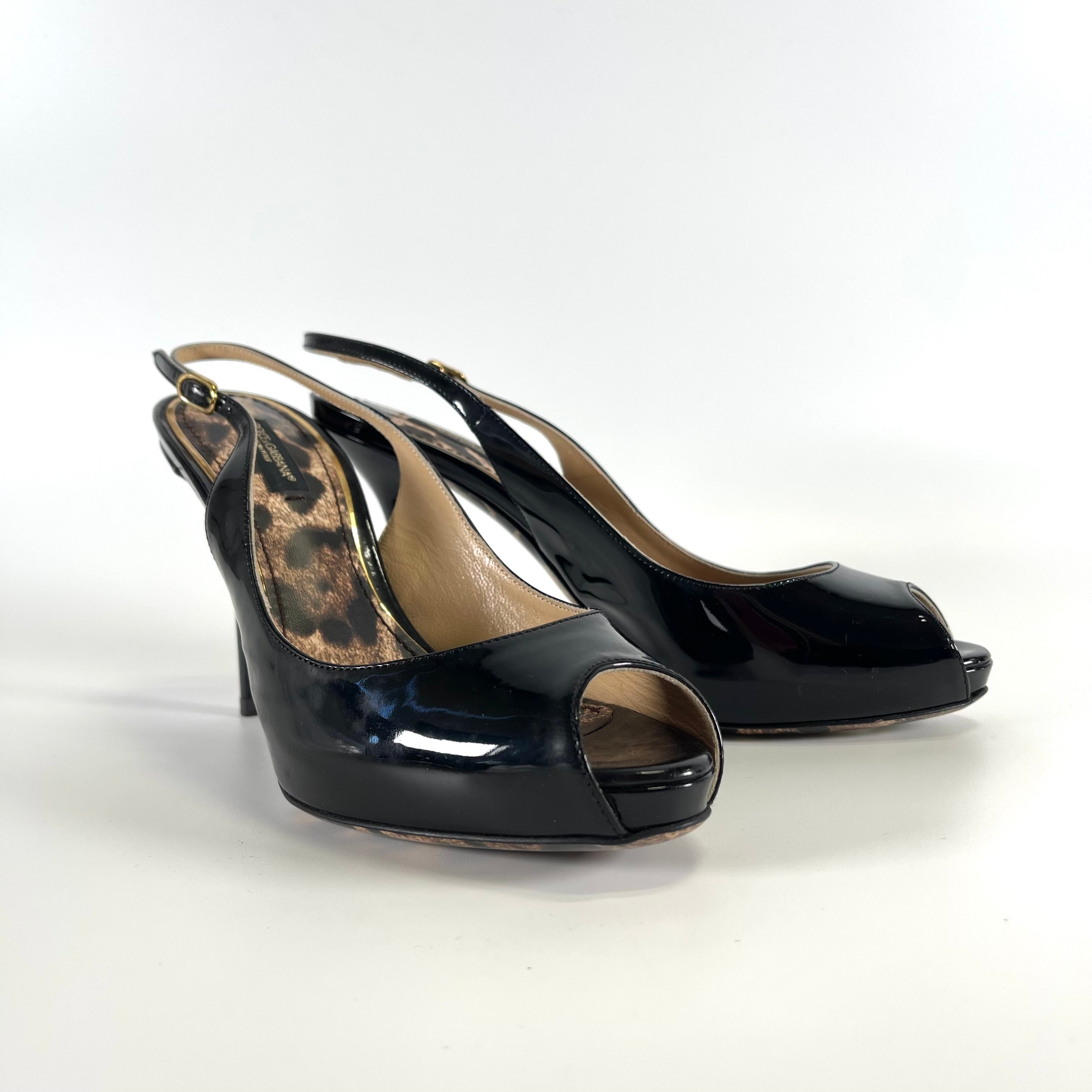 2601 DOLCE&GABBANA Sandals #37