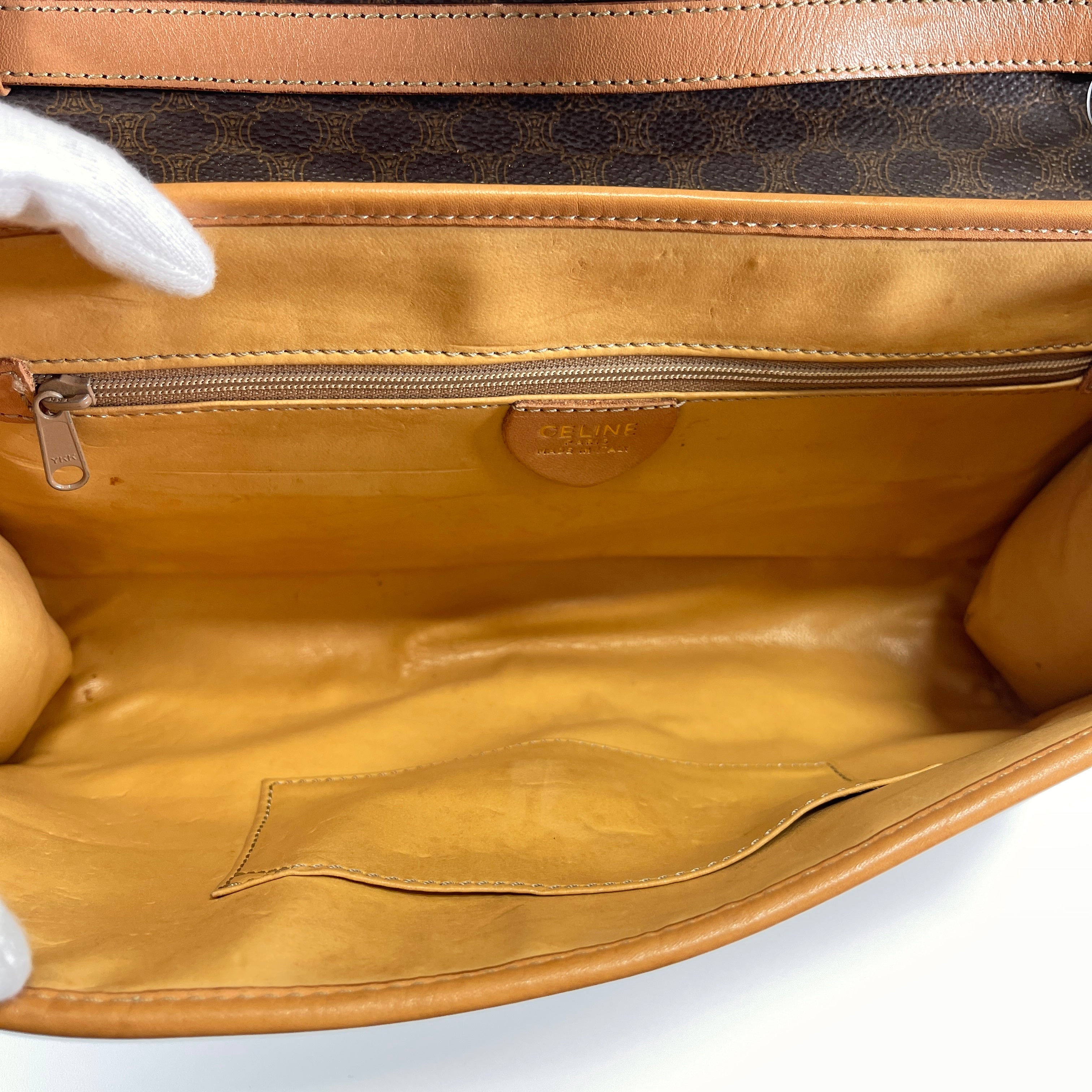 2605 secondhand CELINE Macadam Shoulder bag