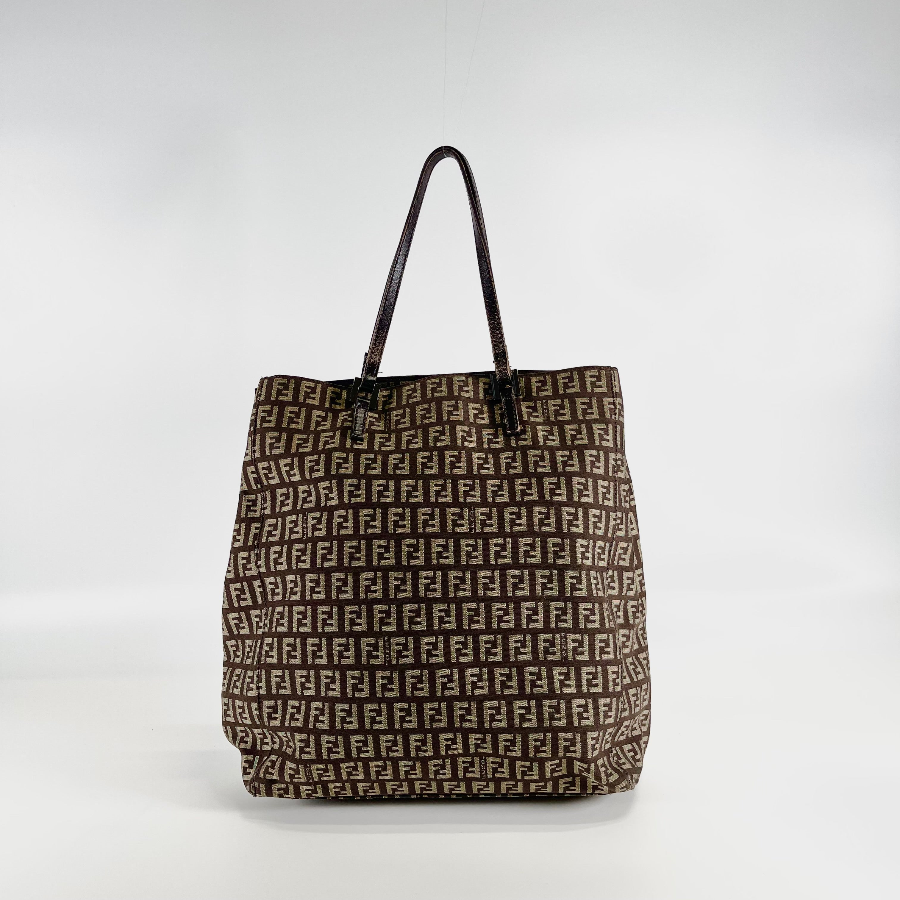 2602 secondhand FENDI Zucchino Tote Bag