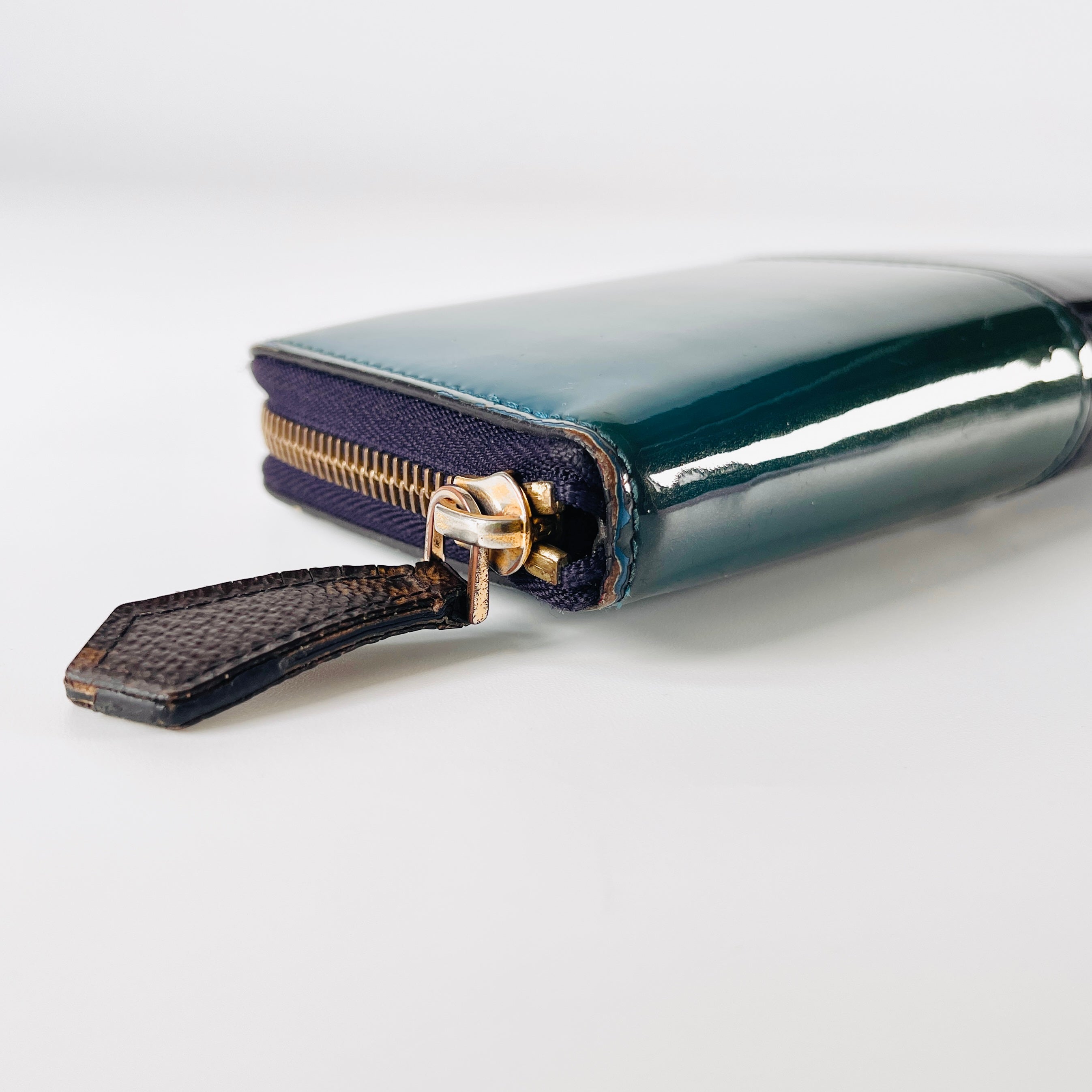 2605 secondhand LV Wallet M64111 Portefeuille UB3107