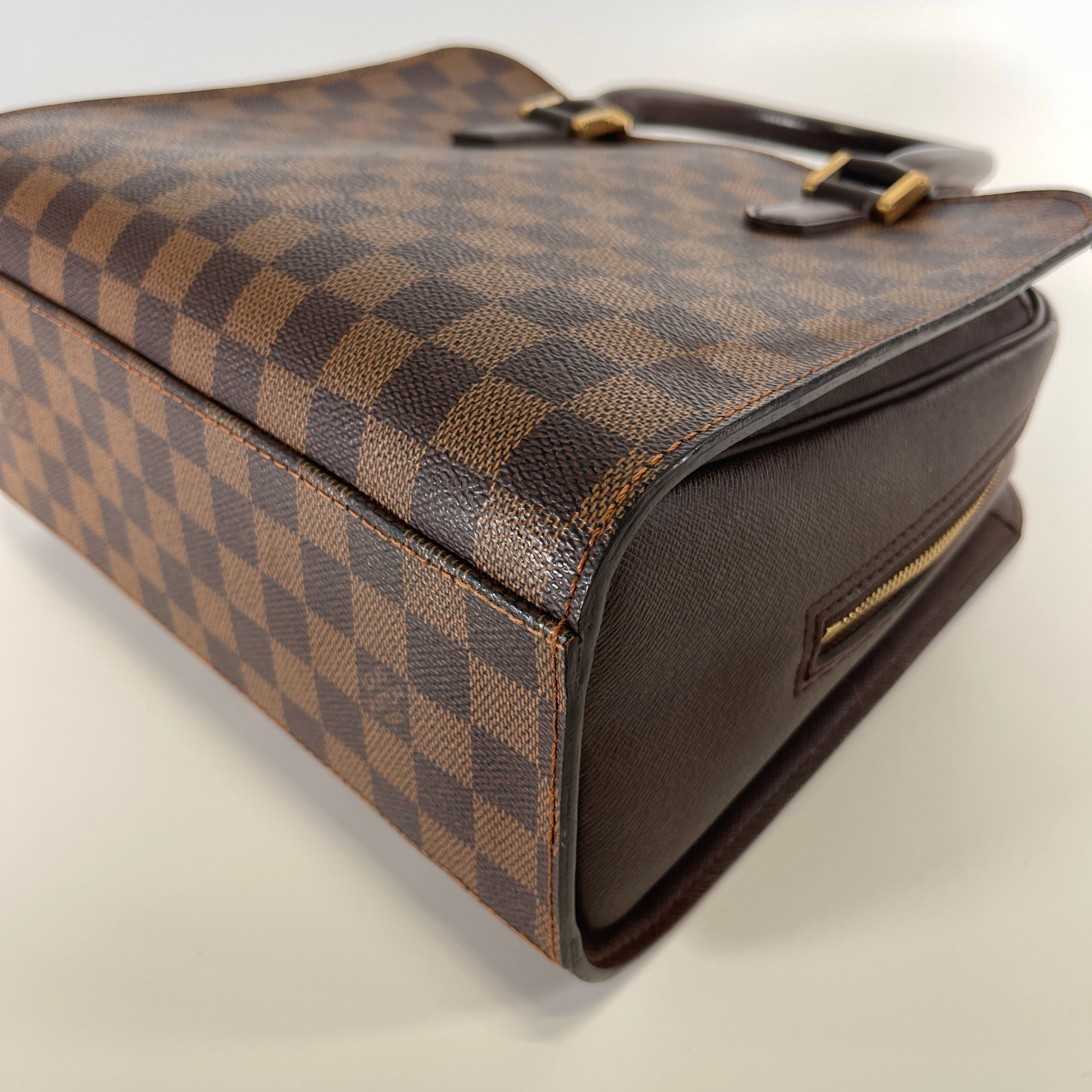 2604 secondhand LV bag Triana / Damier