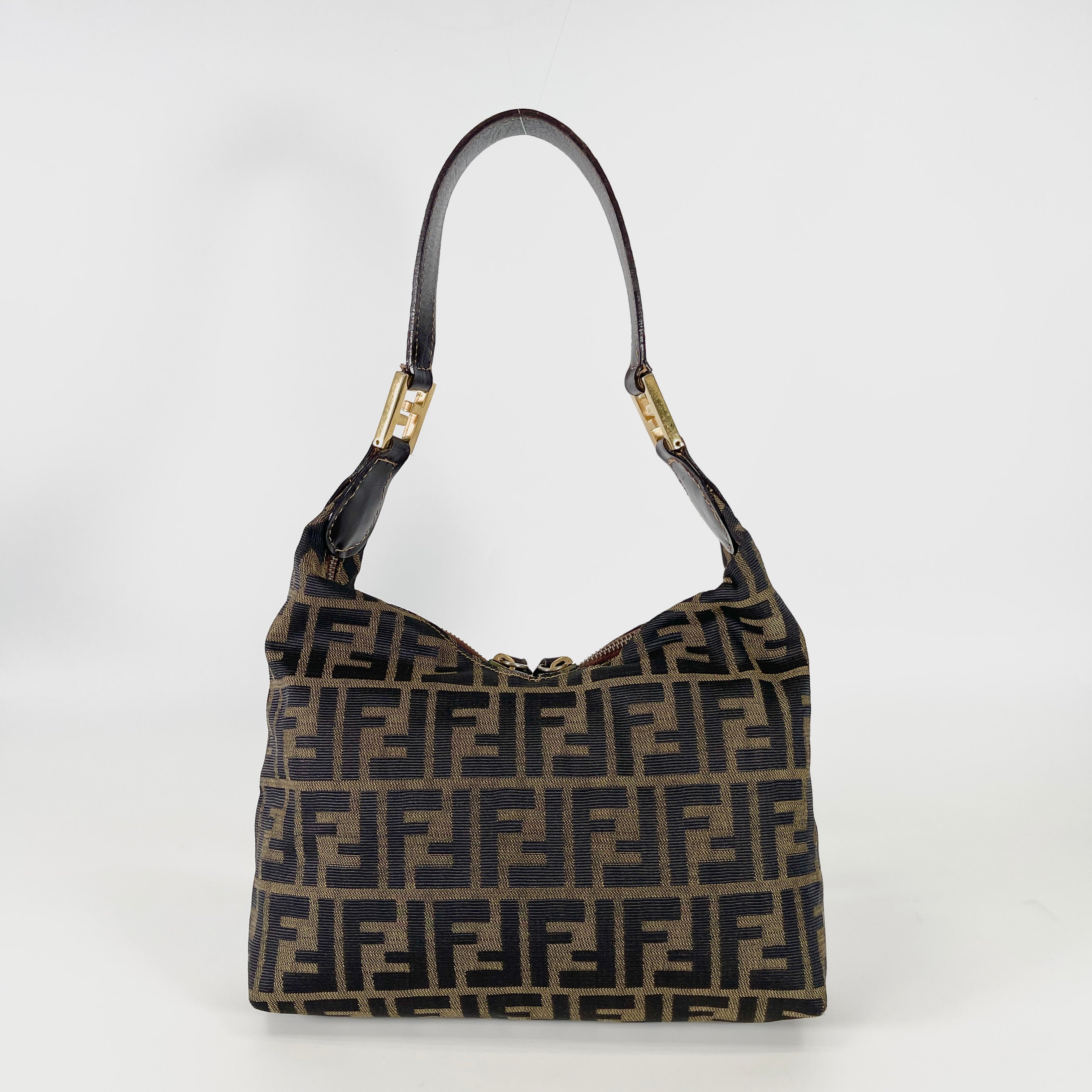 2601 secondhand  FENDI Zucca Shoulder bag
