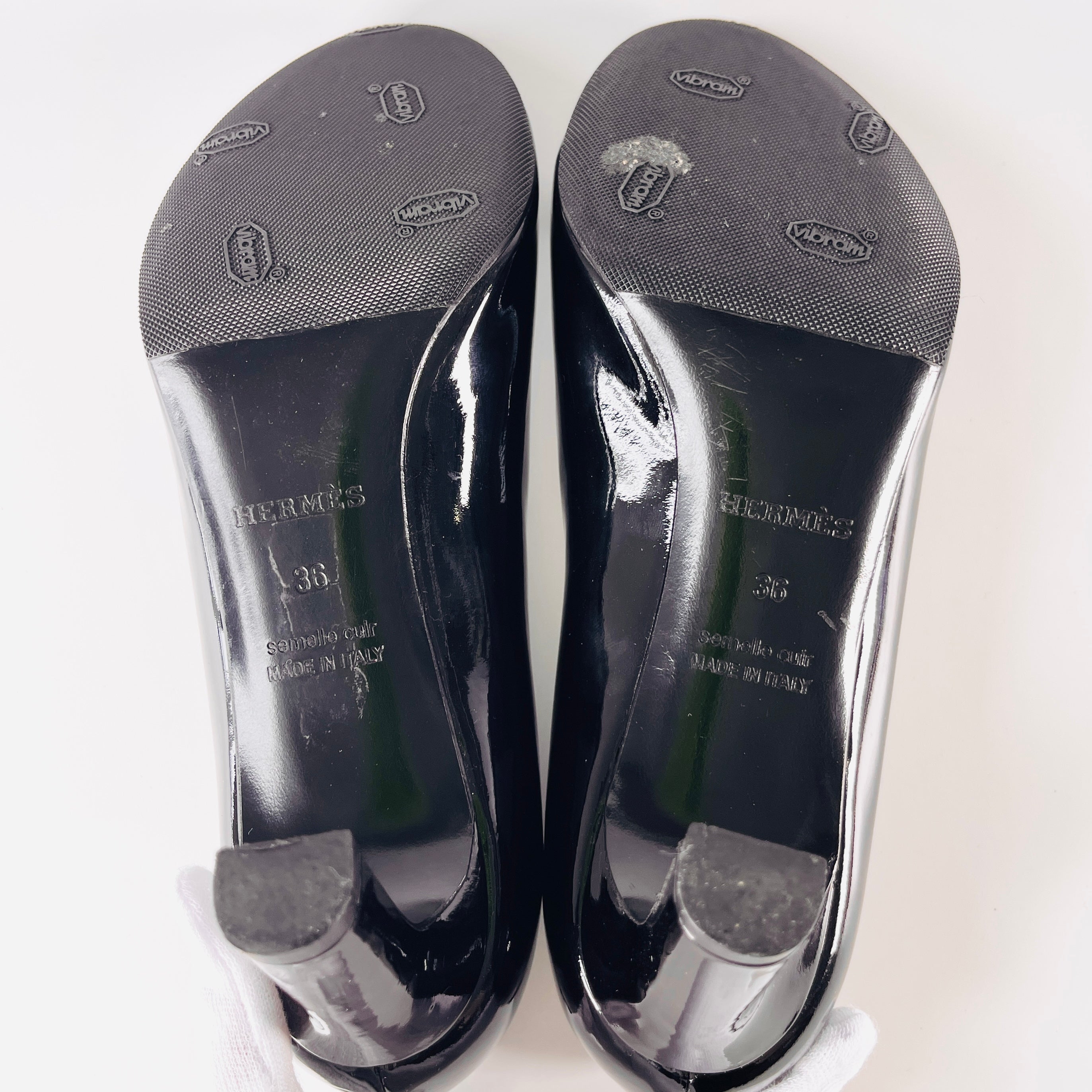 2605 secondhand HERMES Patent Leather Open Toe pumps 36 Women's black