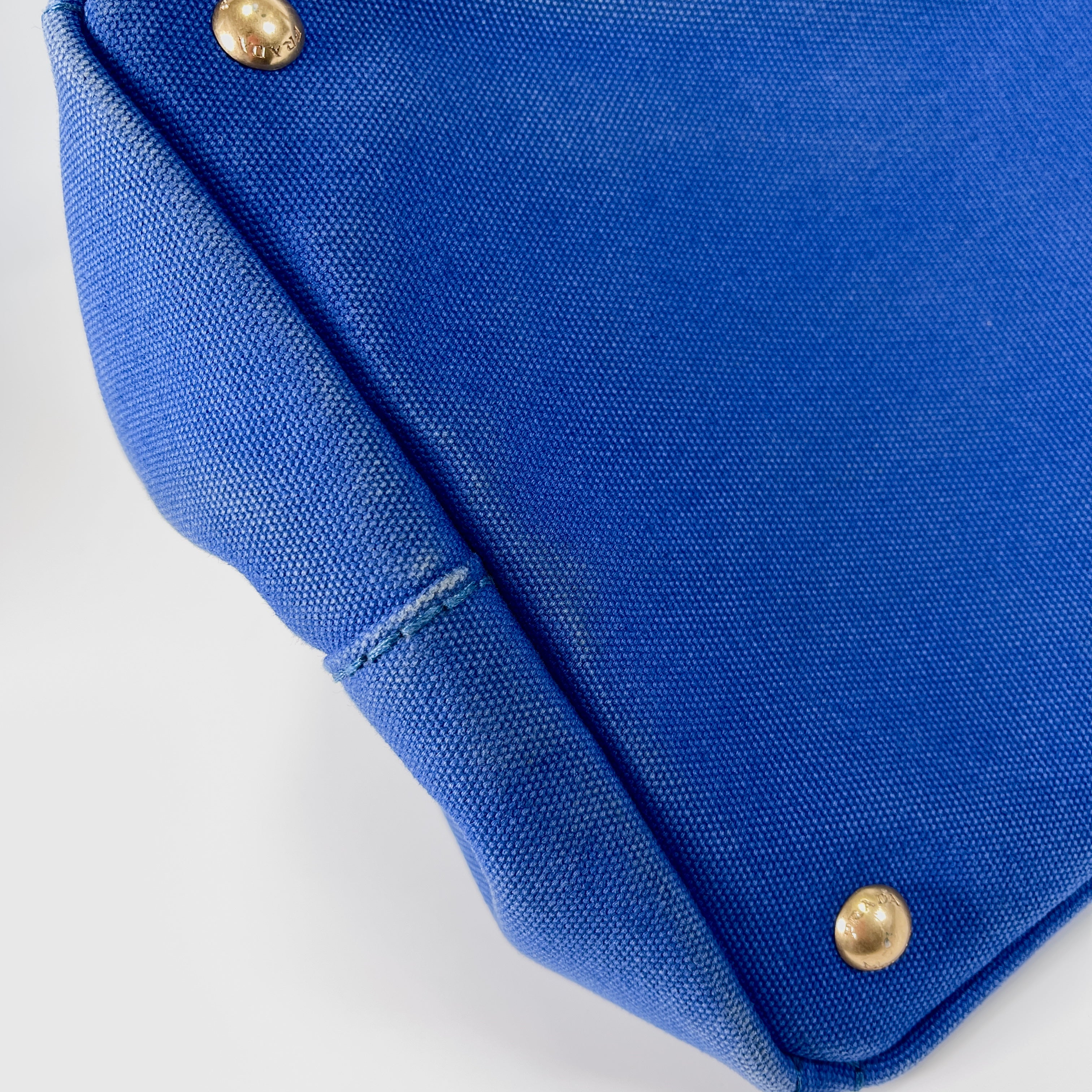 2601 secondhand  PRADA Tote Bag bag