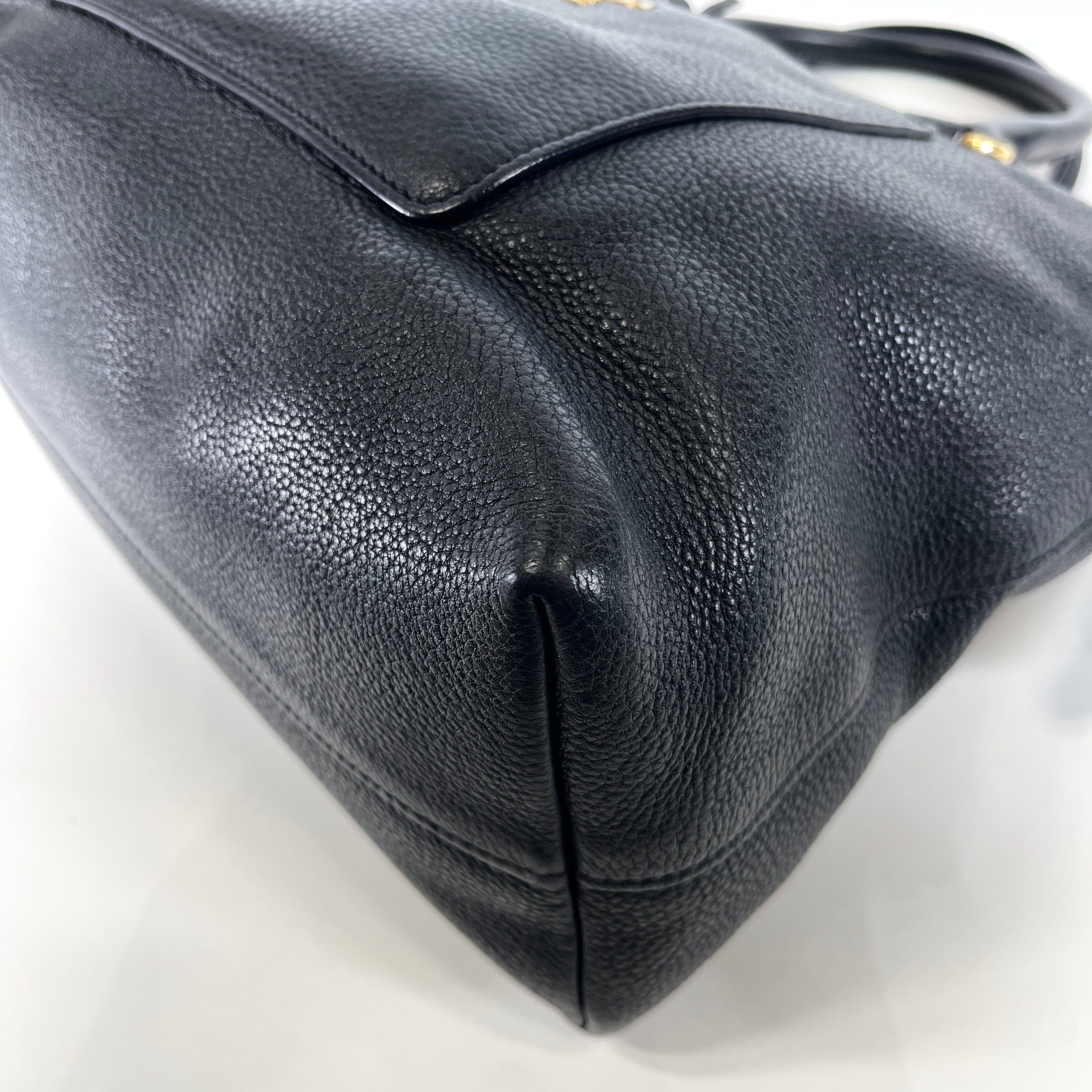 2604 secondhand PRADA 2WAY hand