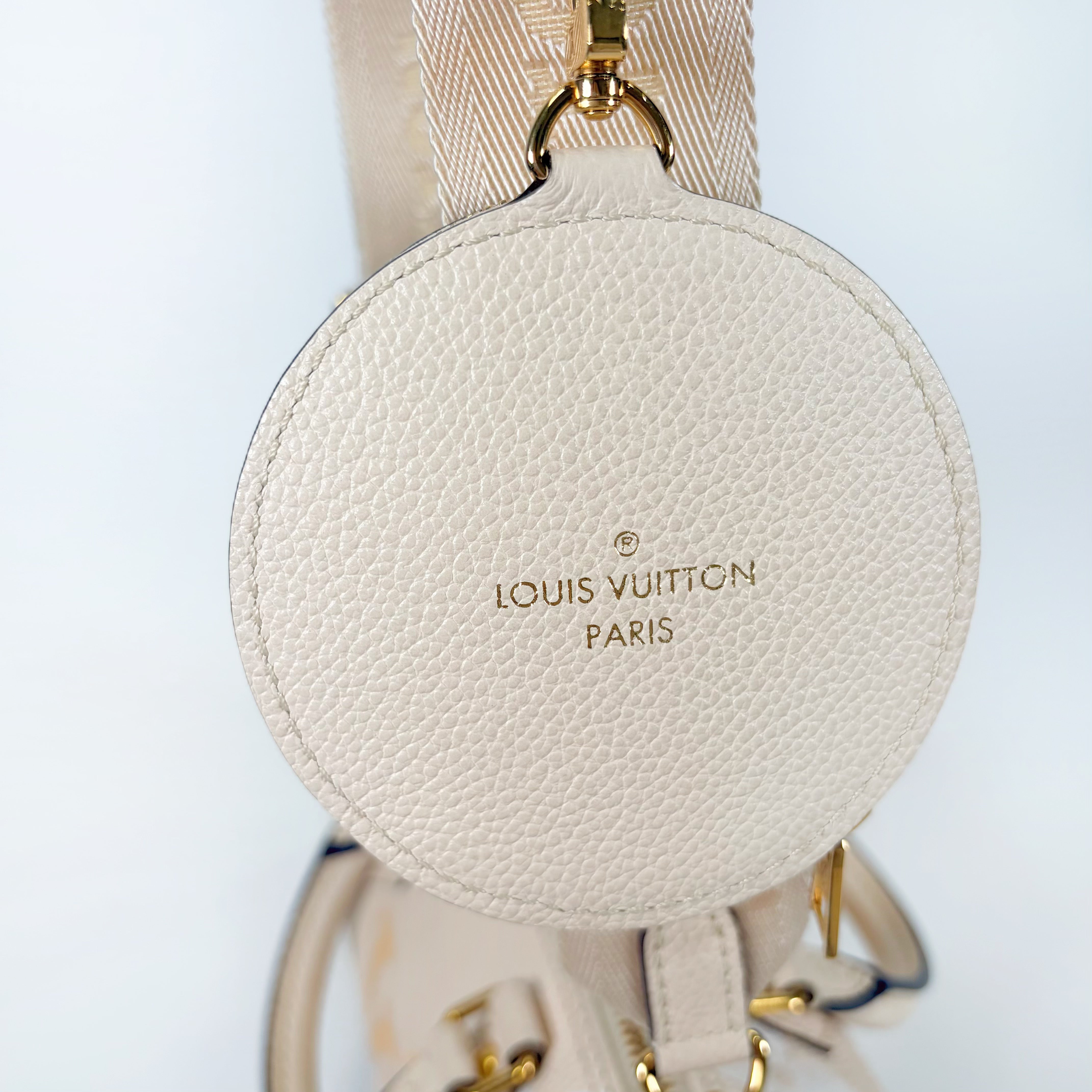 2601 Louis Vuitton Empreinte M45708 Papillon BB cream pouch
