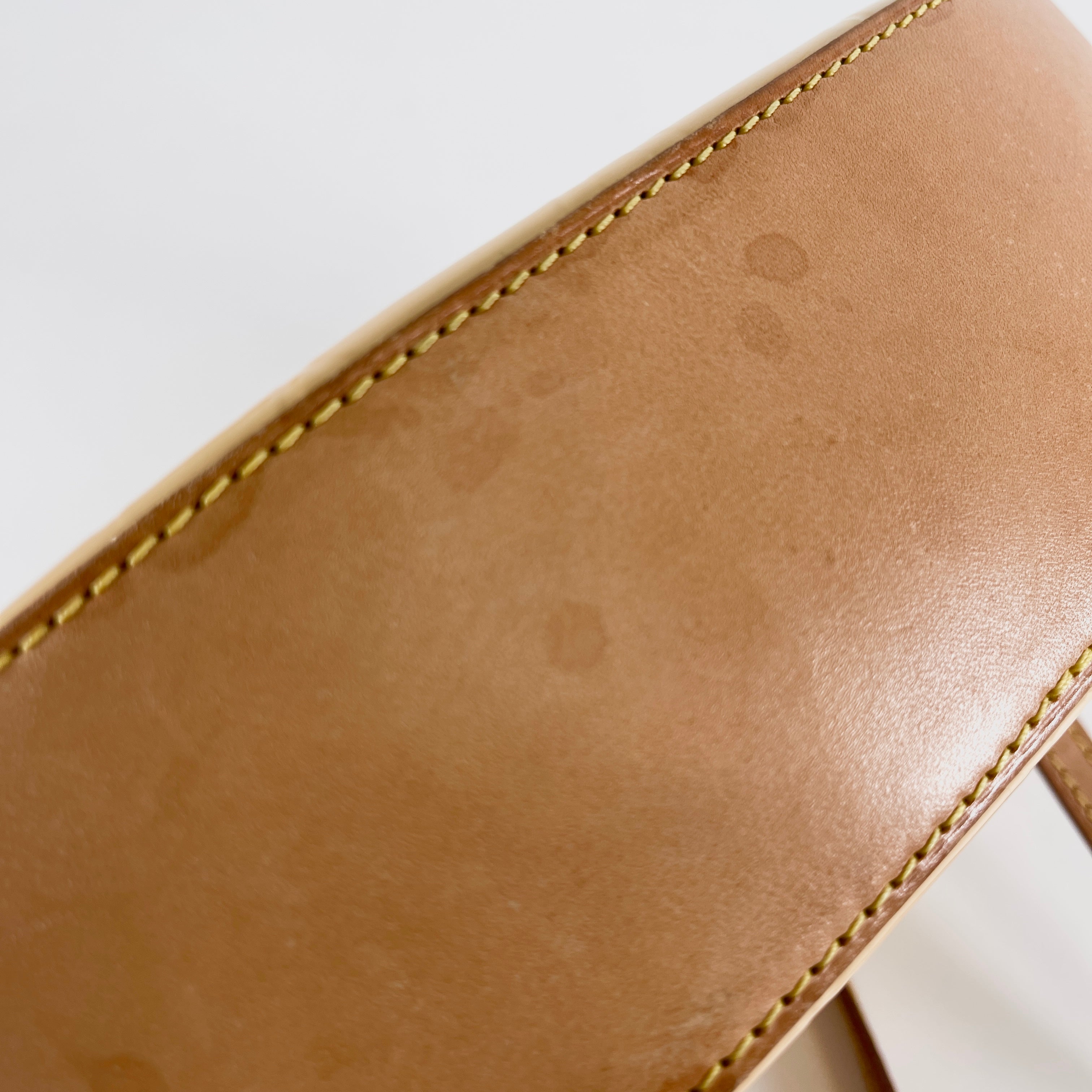 2601 Louis Vuitton Monogram Vernis PM M91187 TH0074