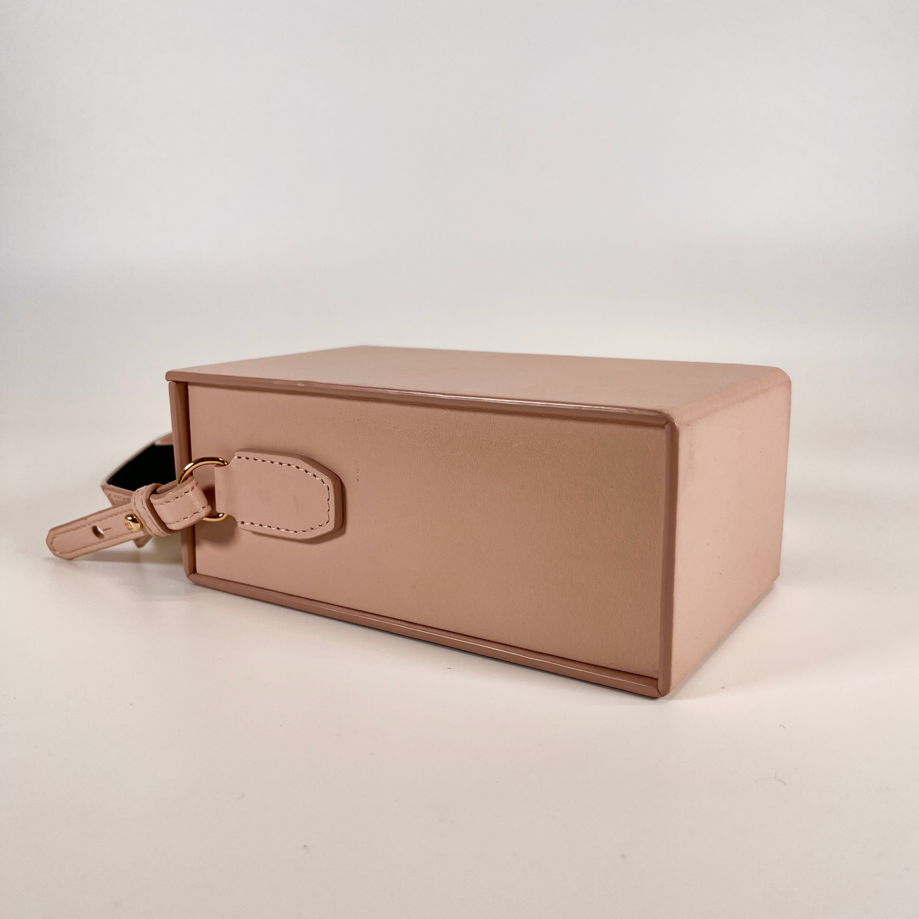 2604 secondhand FENDI Vertical box Shoulder bag