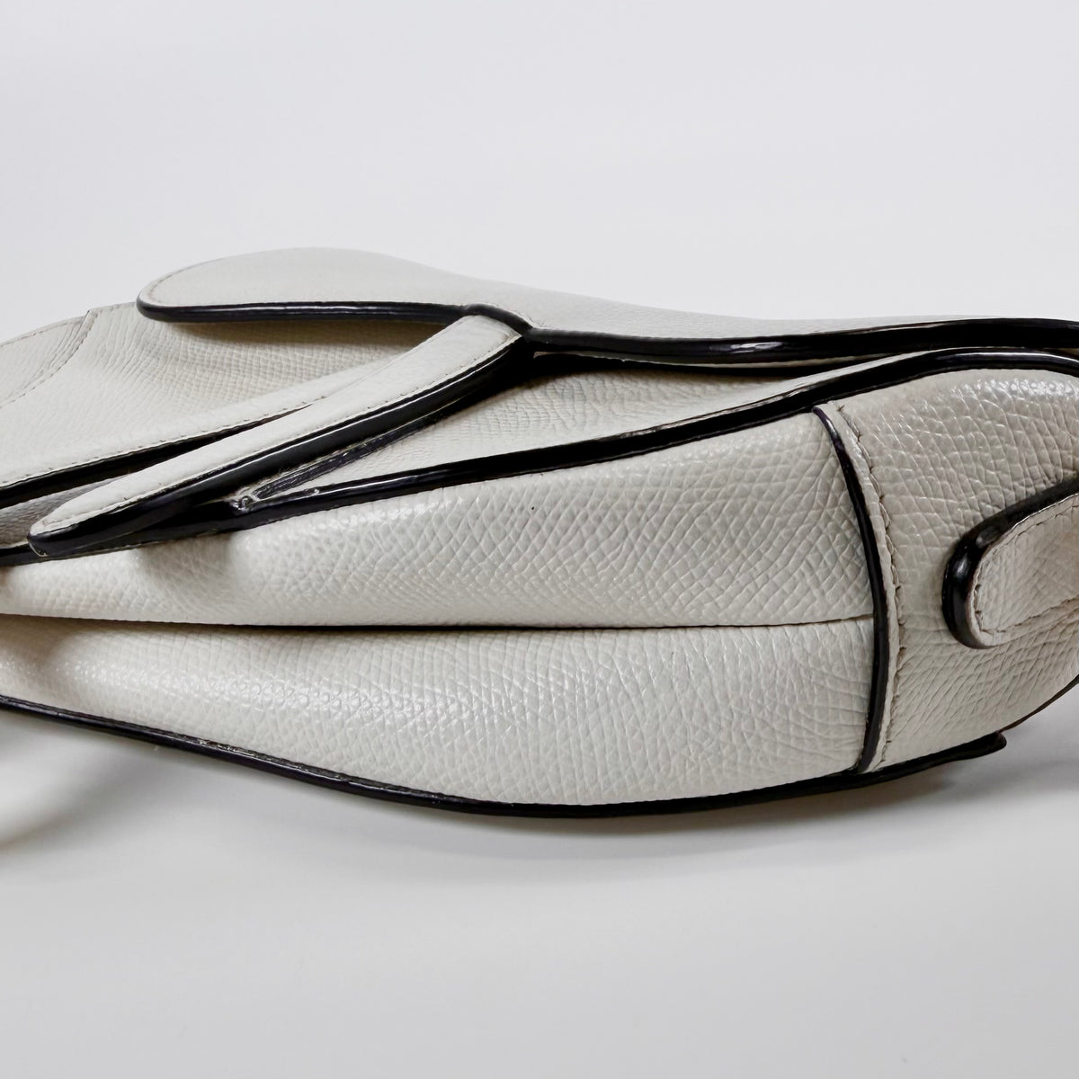 2607 secondhand CD saddle bag 05 RU 0179 strap