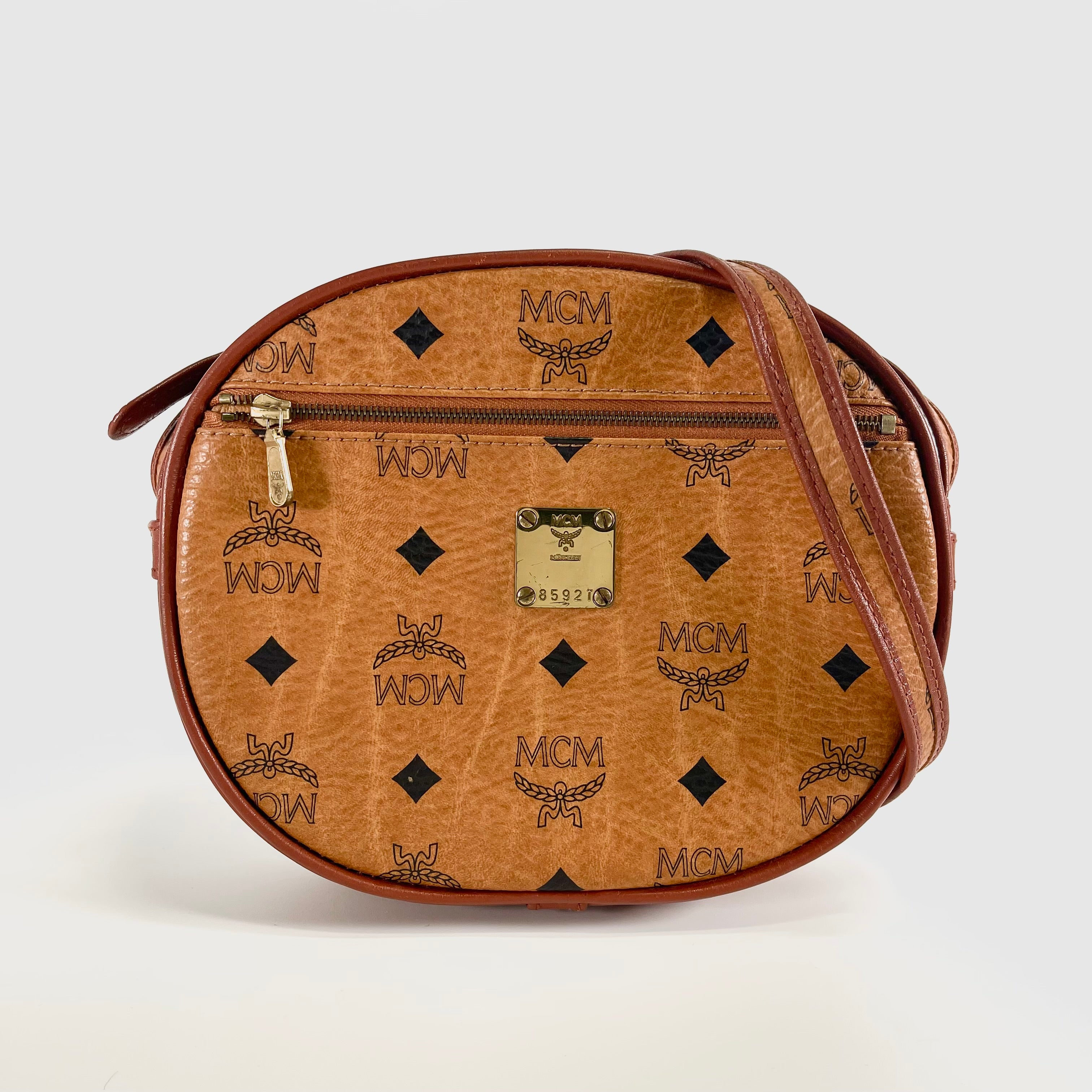 2605 secondhand MCM Shoulder bag