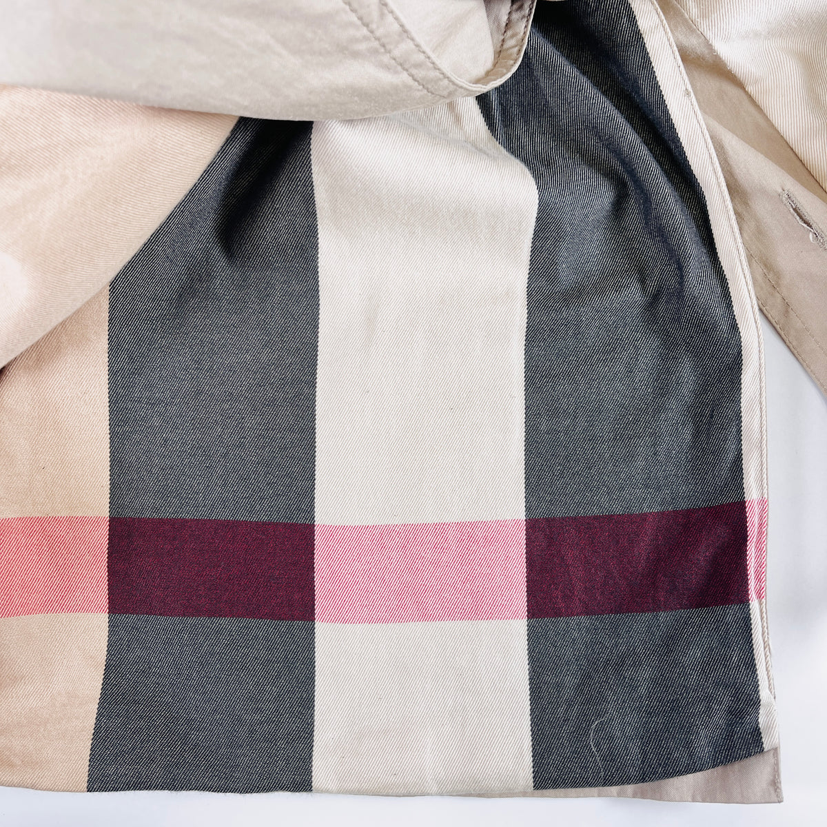 2606 secondhand BURBERRY coat
