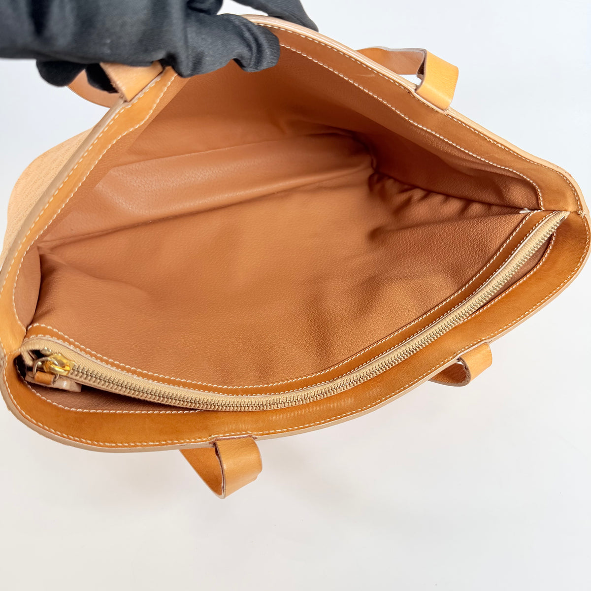 2607 secondhand CELINE Macadam Tote Bag