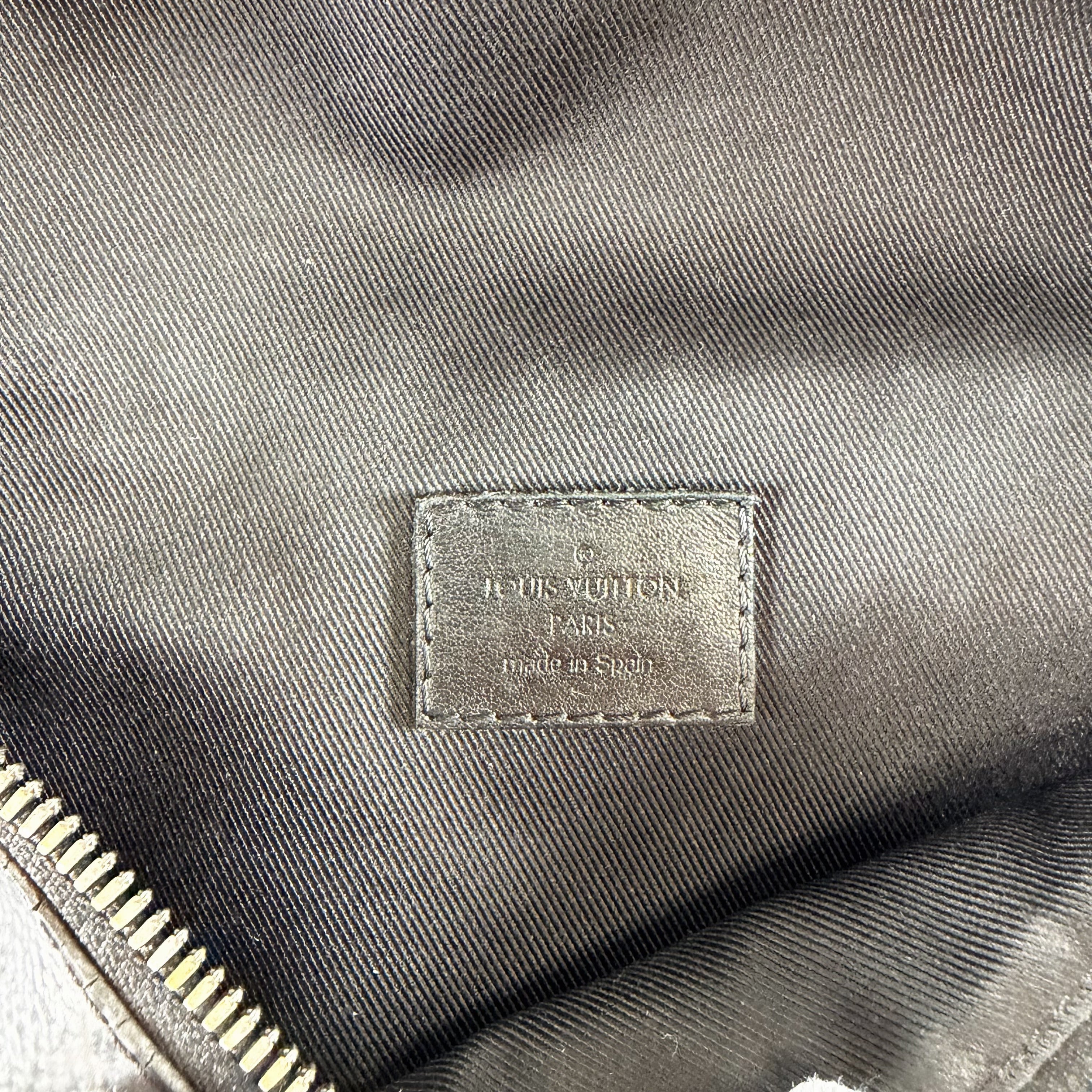2602 secondhand LV brand bag M46035 Discovery Bam PM IC