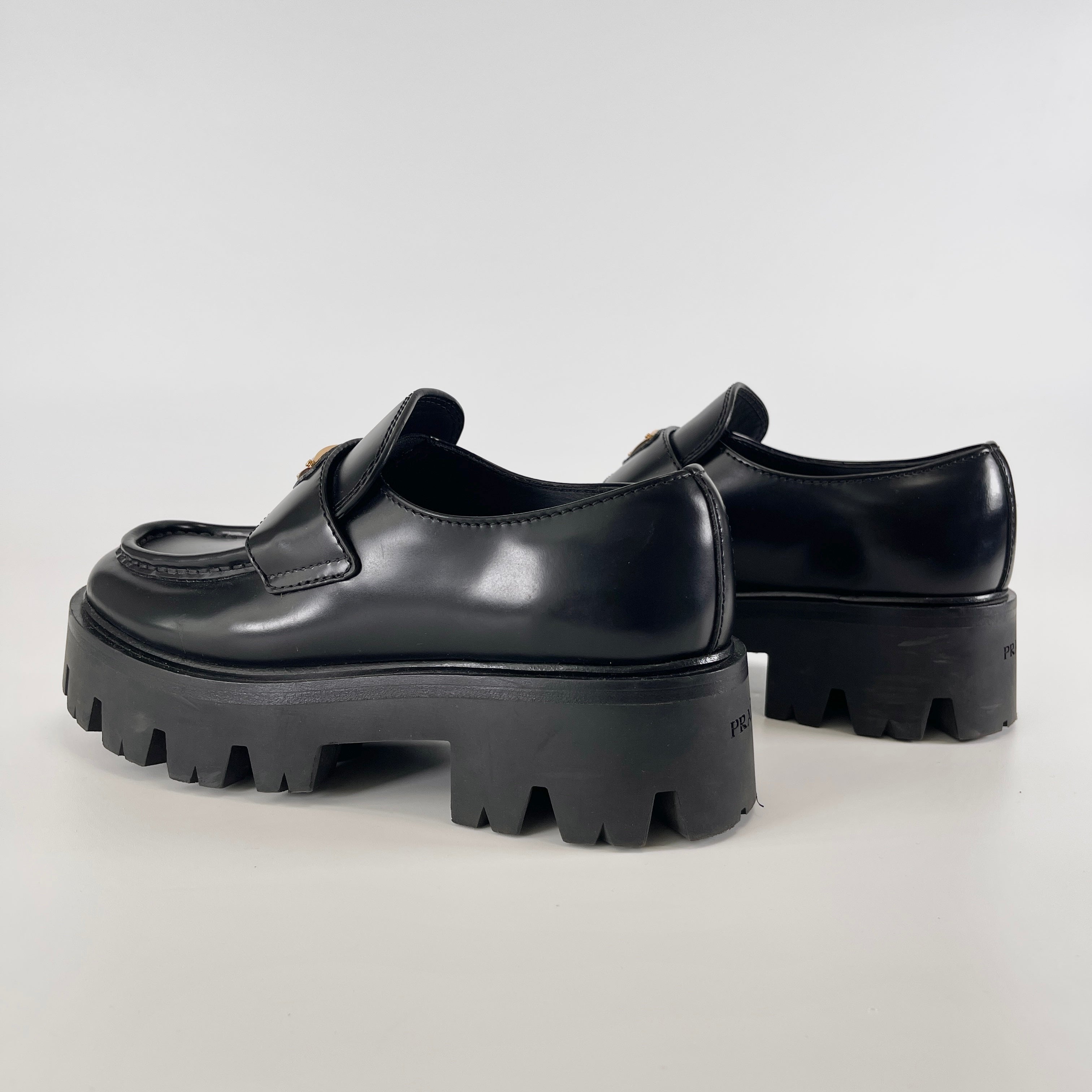 2604 secondhand PRADA mono leather Loafers 35 Women's black 185 Triangle Logo