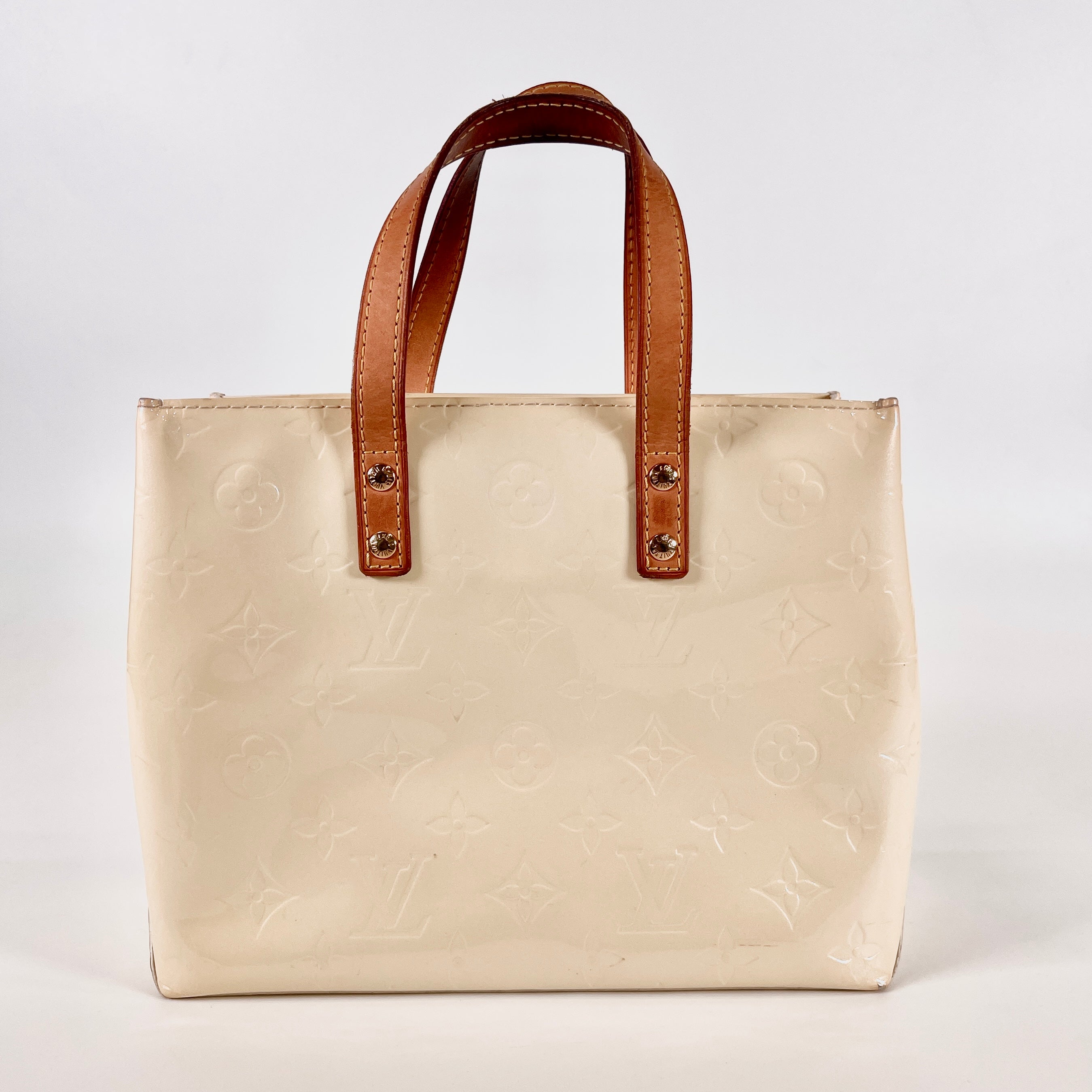 2604 secondhand LV hand bag Lead