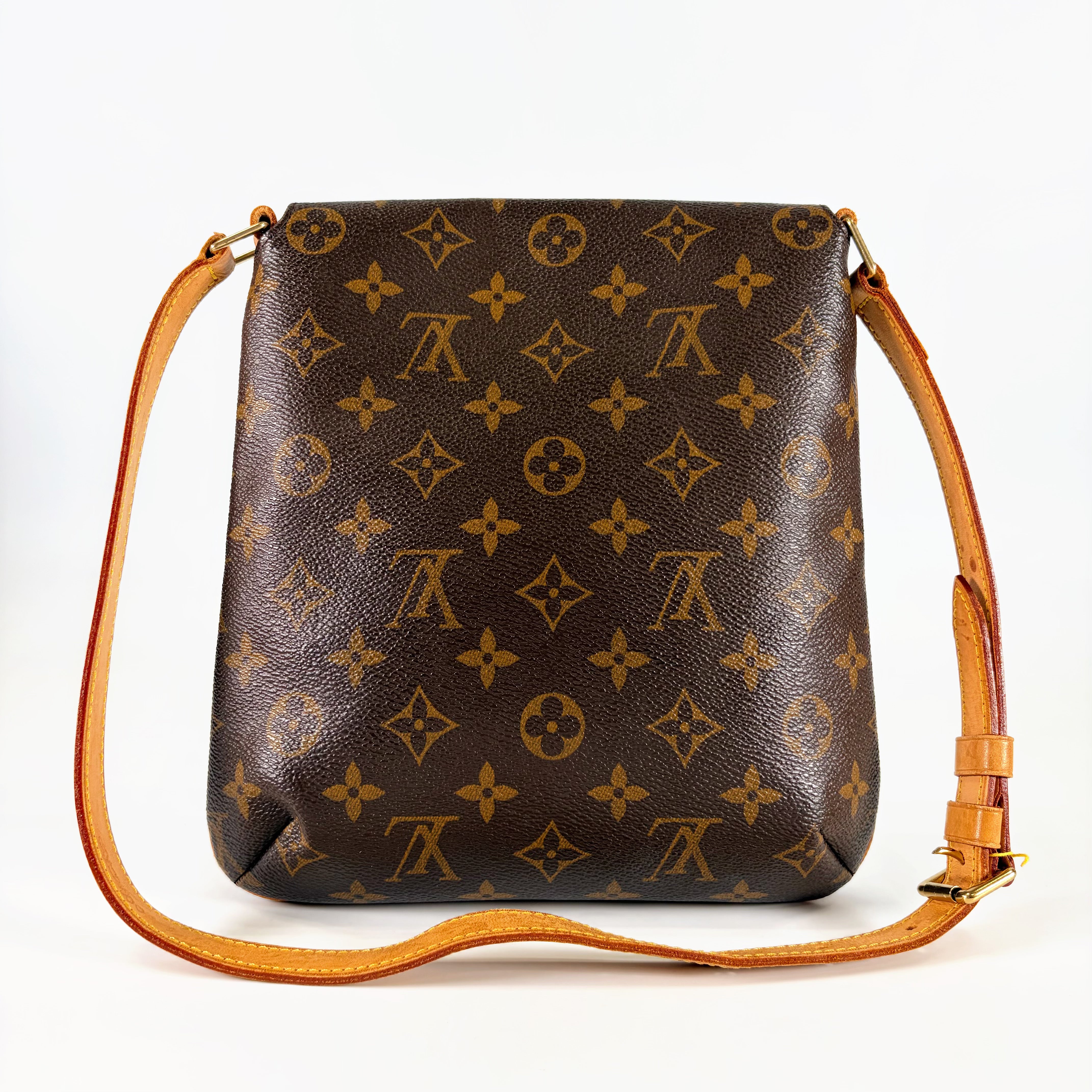 2602 secondhand LV Monogram Musette salsa M51258 LW0030