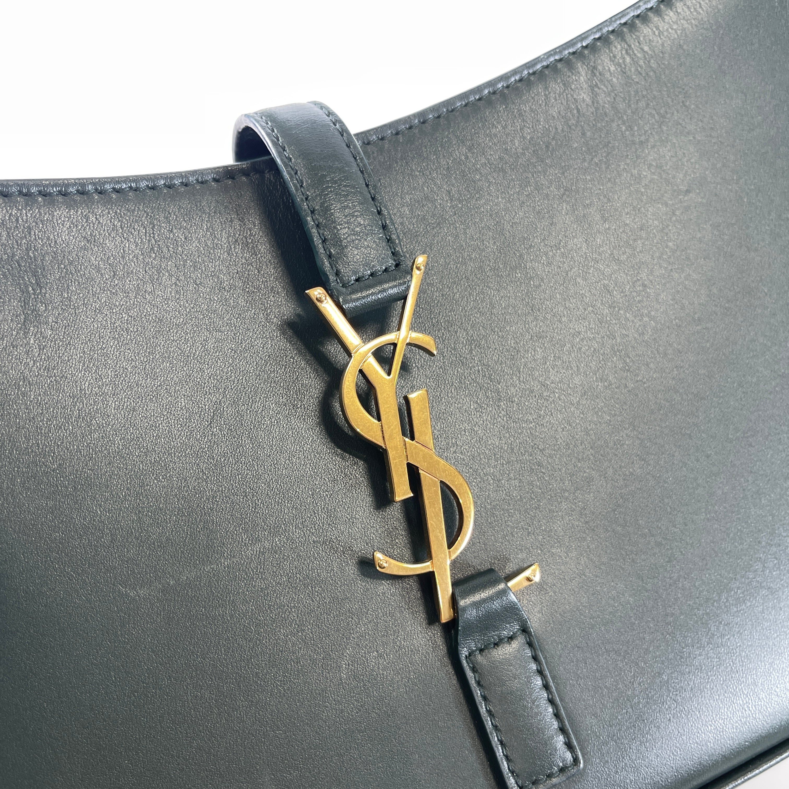 2602 secondhand SAINTLAURENT Sun cassette Shoulder bag