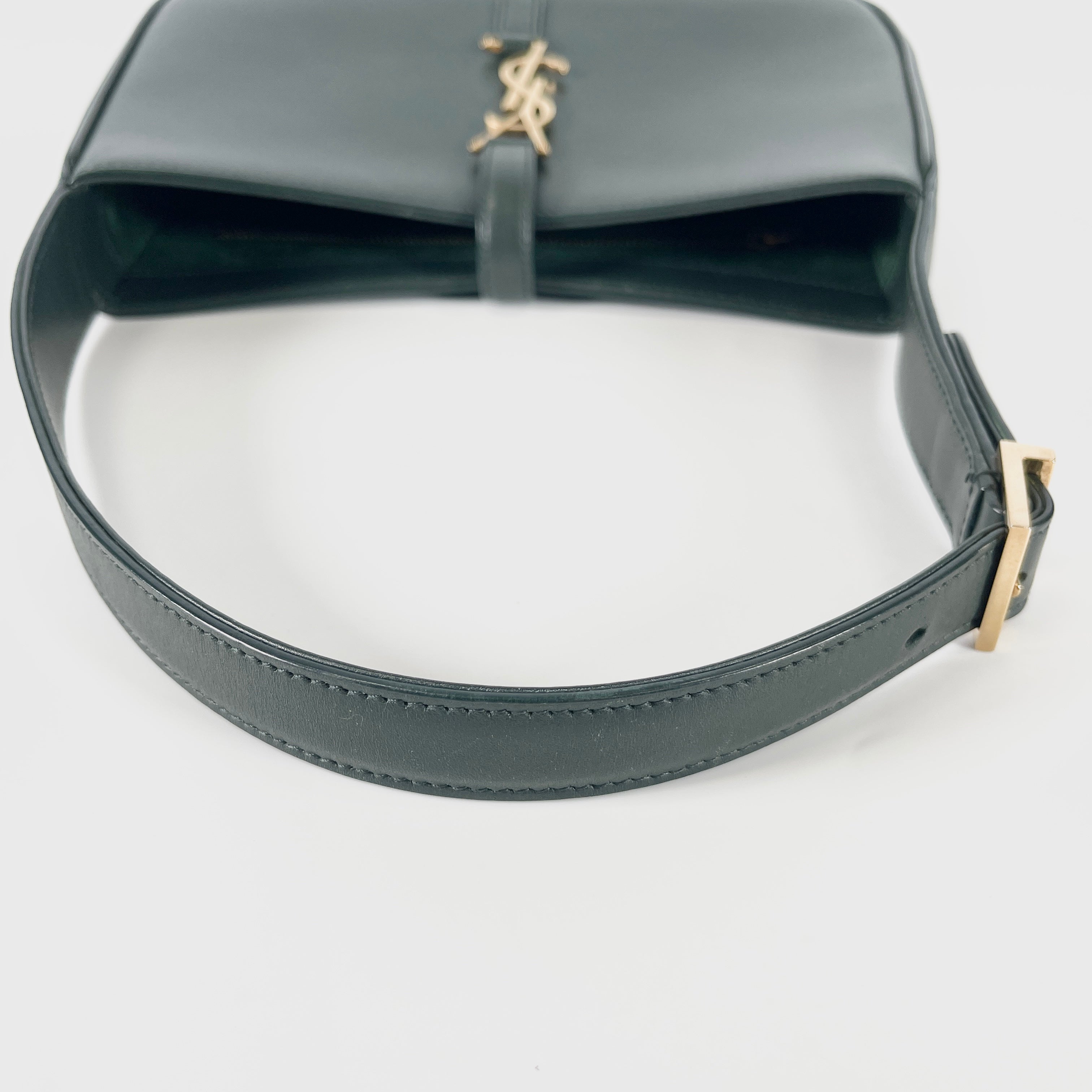 2602 secondhand SAINTLAURENT Sun cassette Shoulder bag
