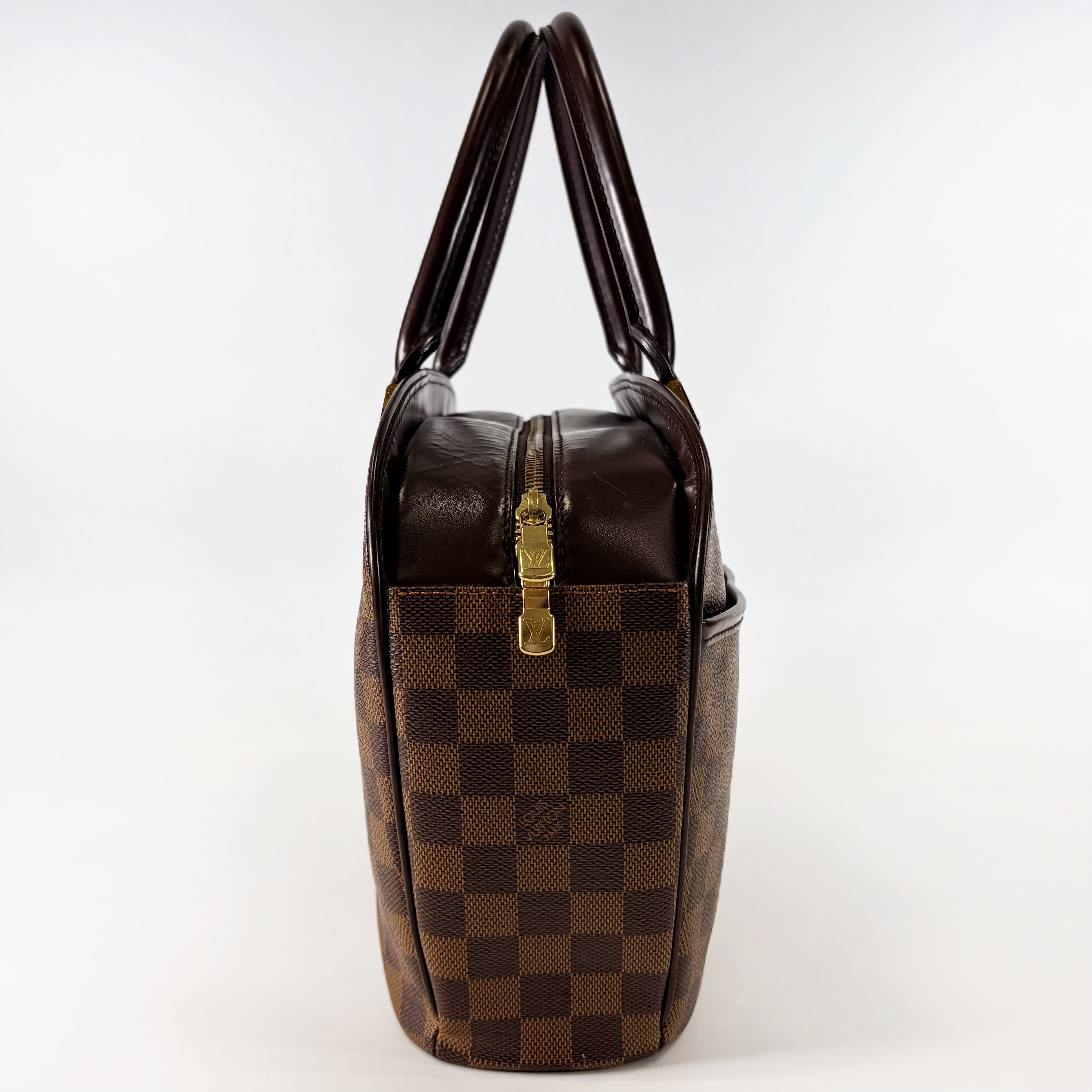 2602 secondhand LV Damier Saria Horizontal