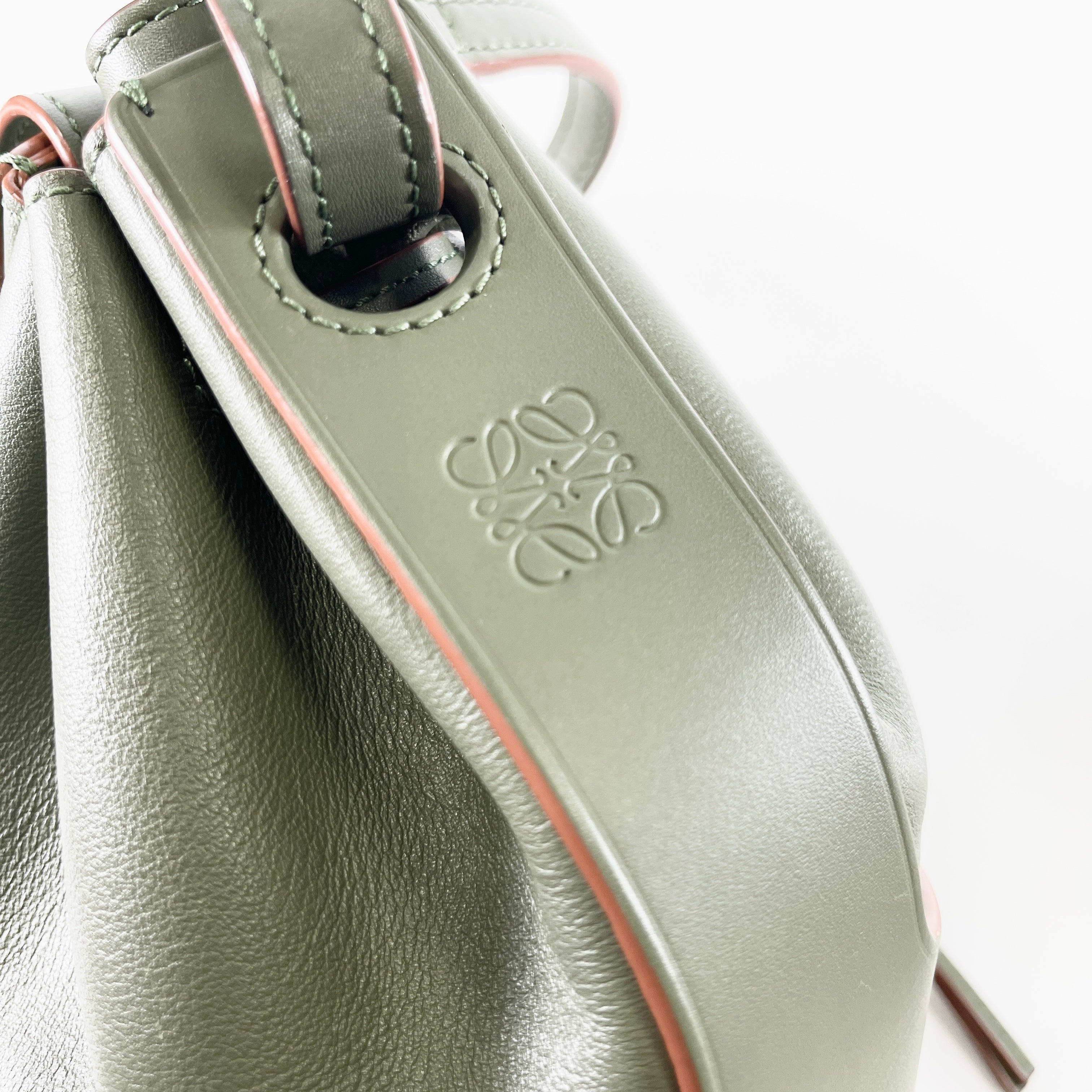2603 secondhand LOEWE balloon bag leather 2WAY Shoulder bag green