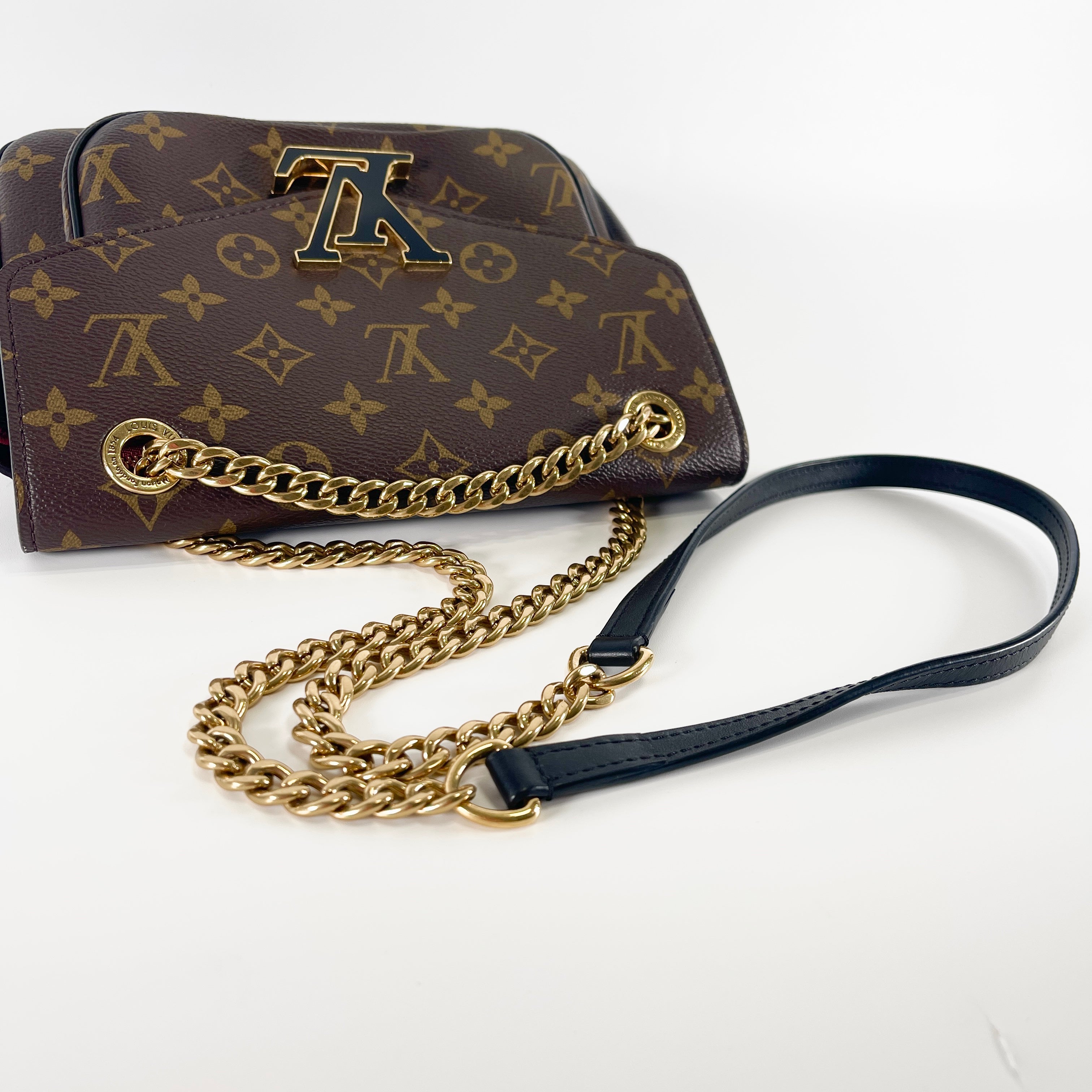 2603 secondhand LV brand bag M45592 RFID