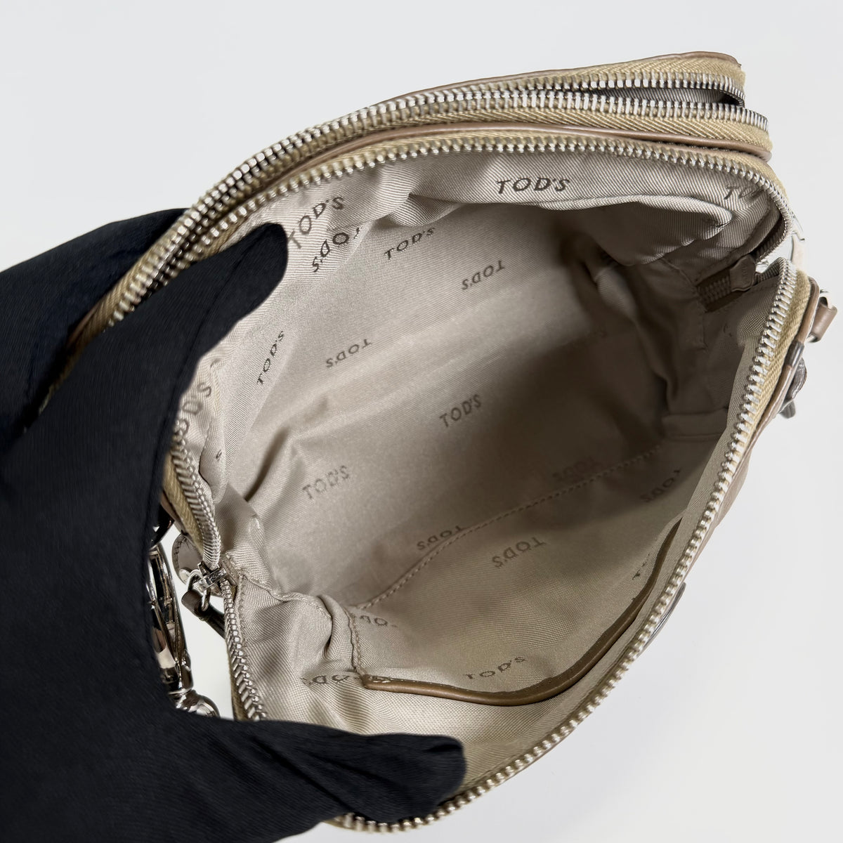 2607 secondhand TOD'STOD'S Shoulder bag