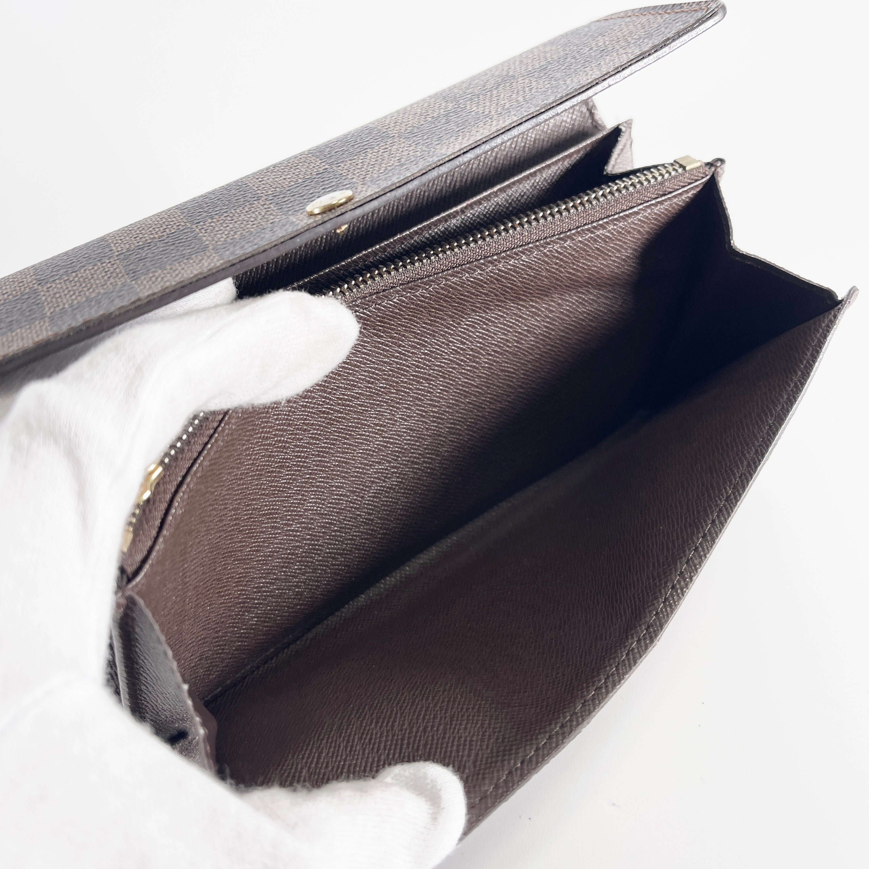 LOUIS VUITTON Damier Ebene Portefeuille Sarah Long Wallet