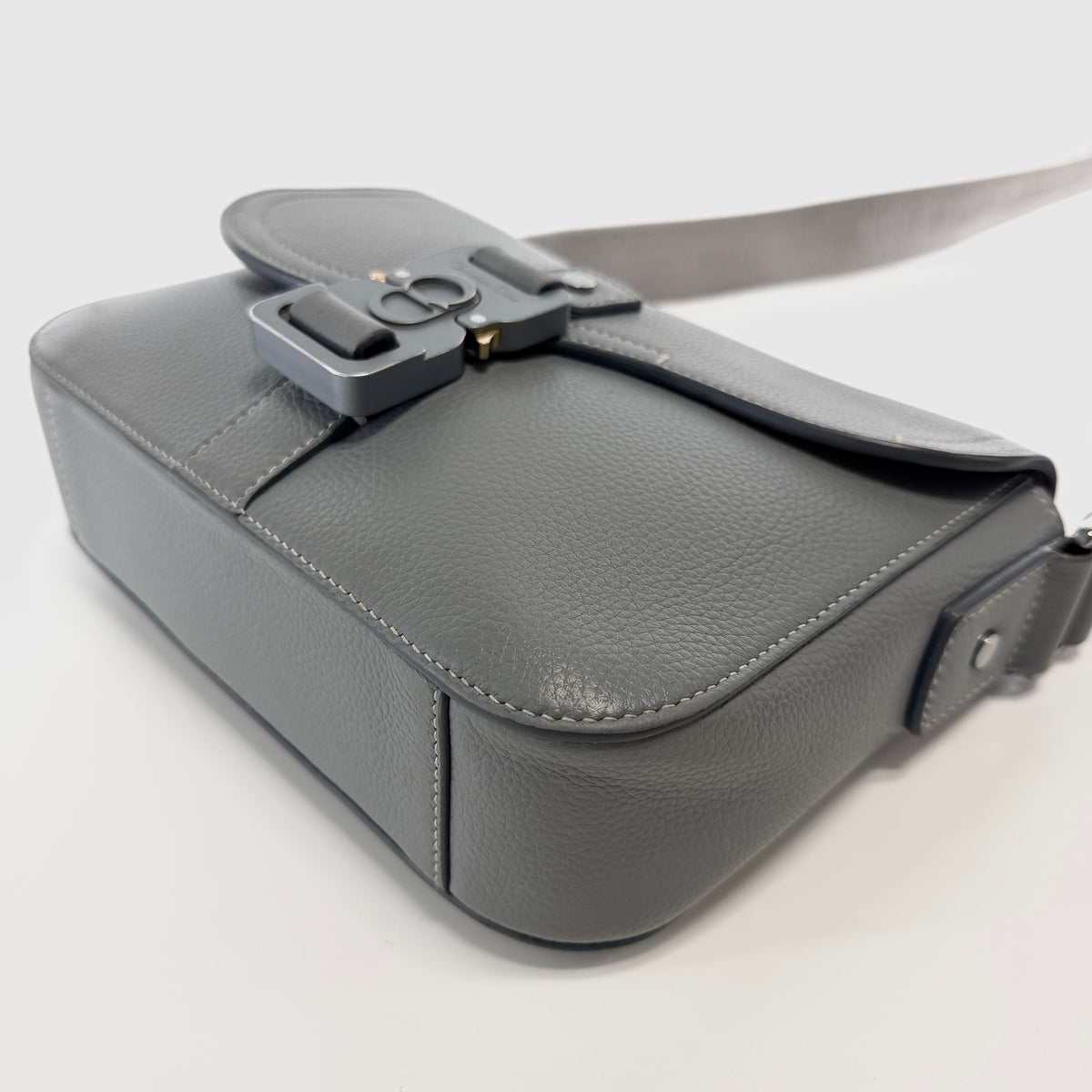 2607 secondhand CD Shoulder bag
