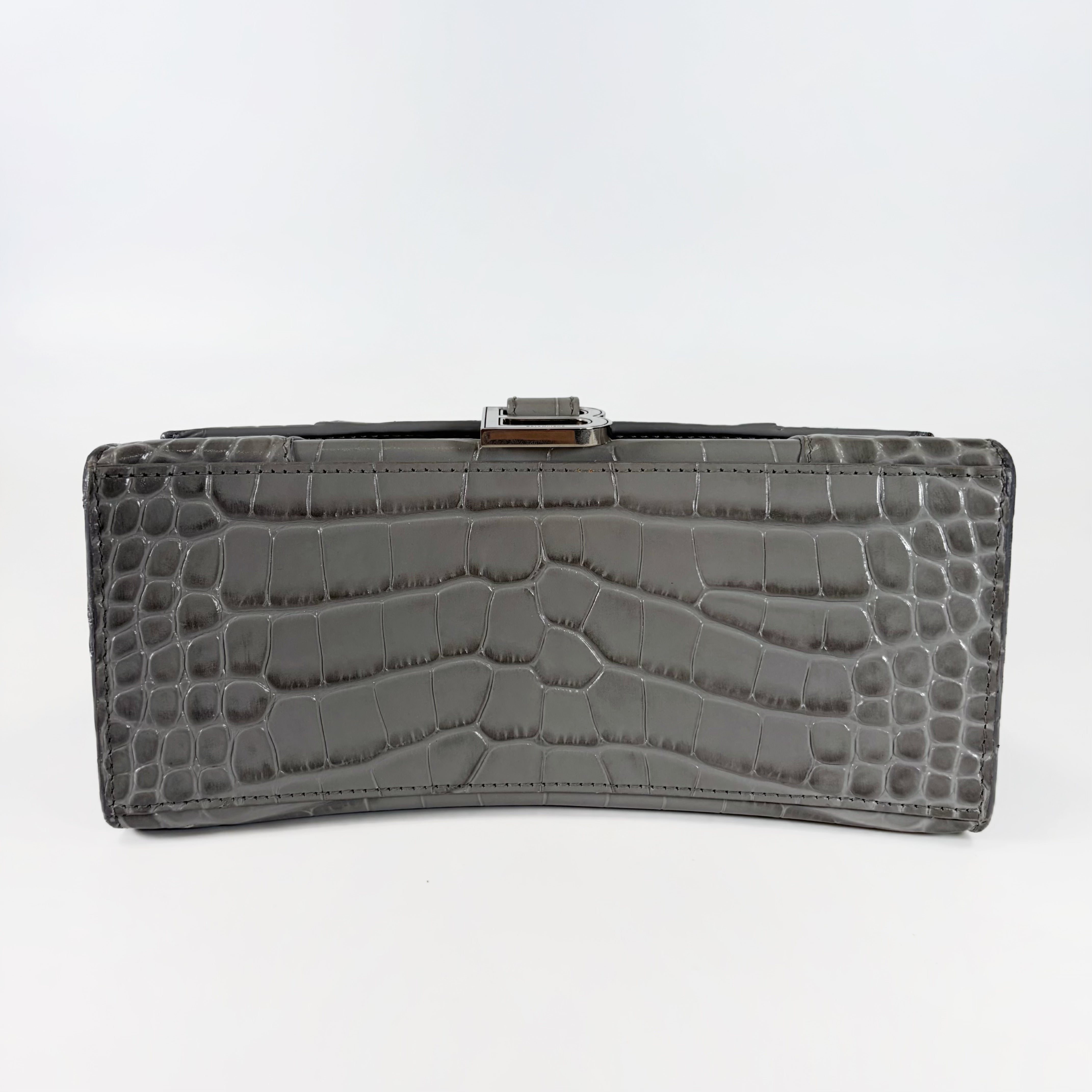 2603 secondhand BALENCIAGA Small Hourglass ring bag