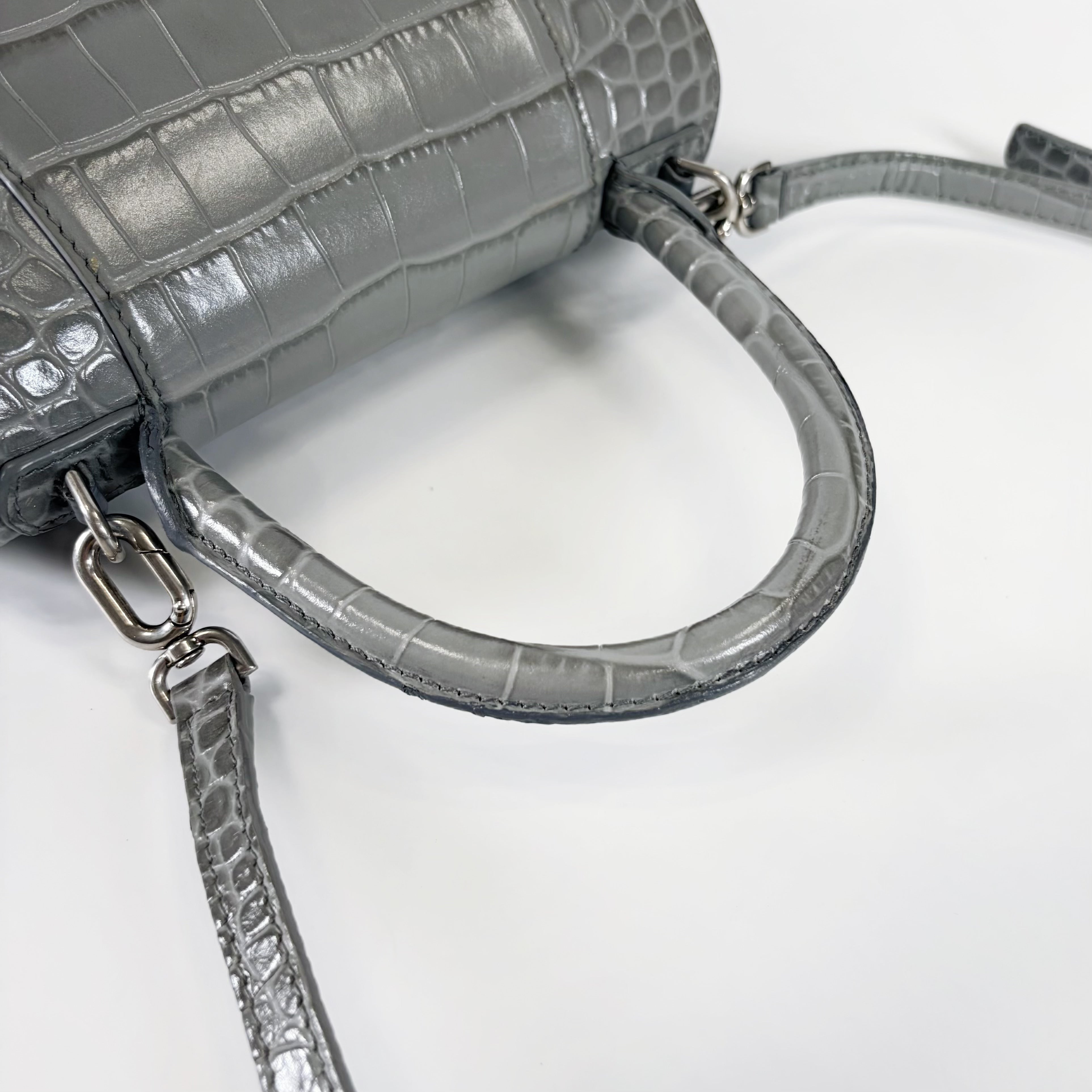 2603 secondhand BALENCIAGA Small Hourglass ring bag