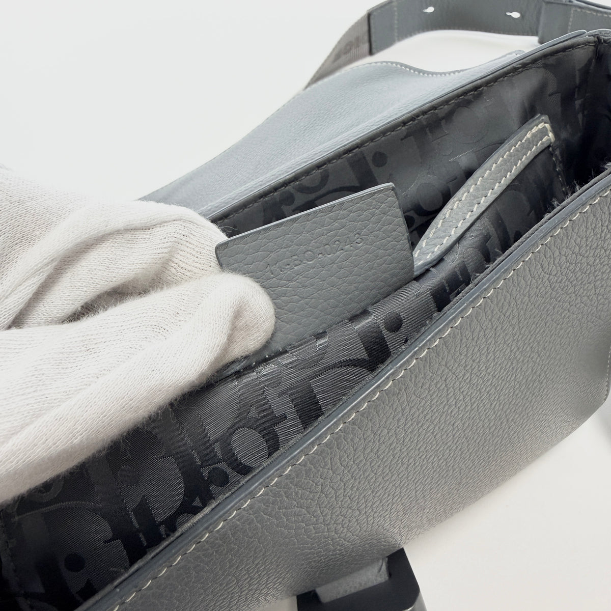 2607 secondhand CD Shoulder bag