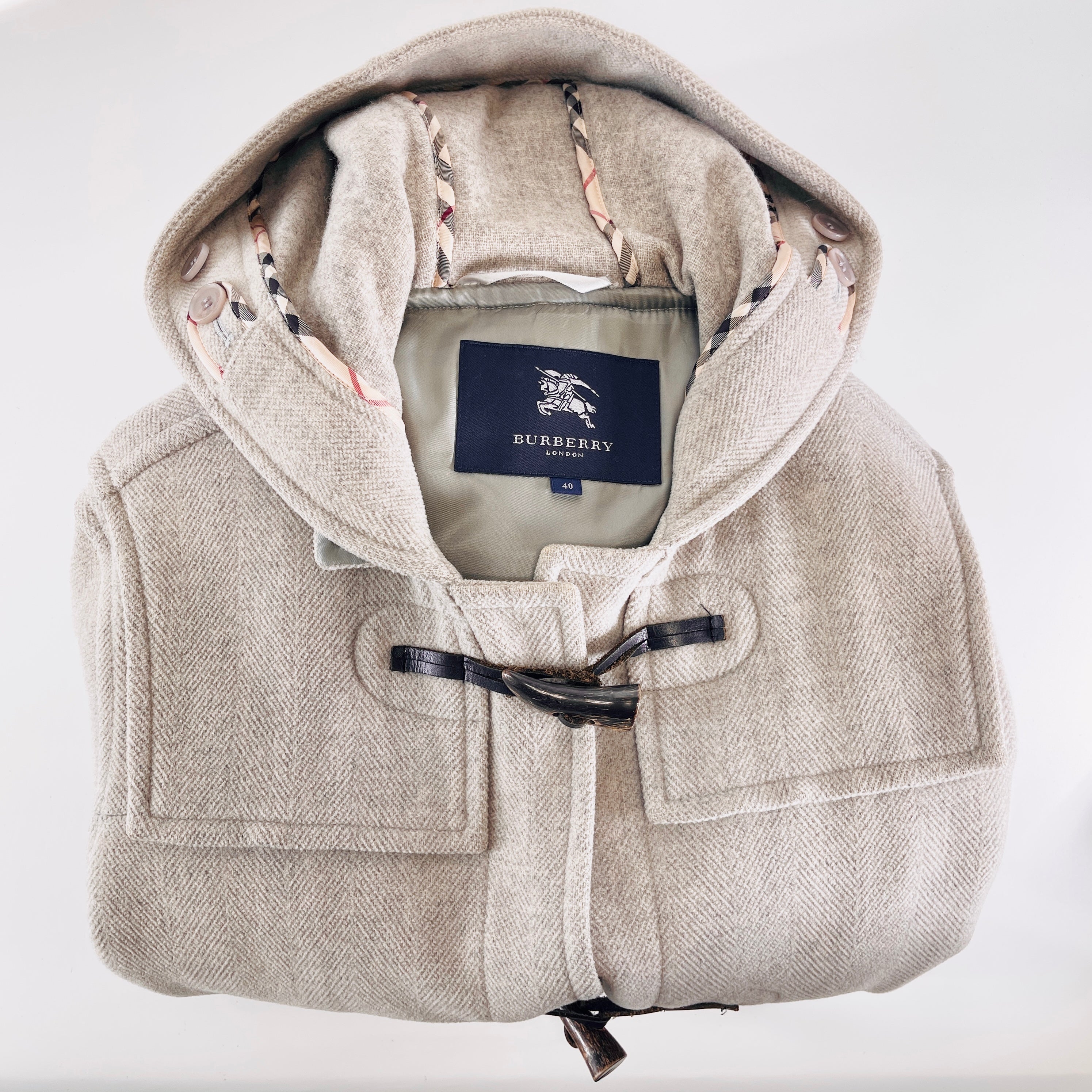 2606 secondhand BURBERRY coat