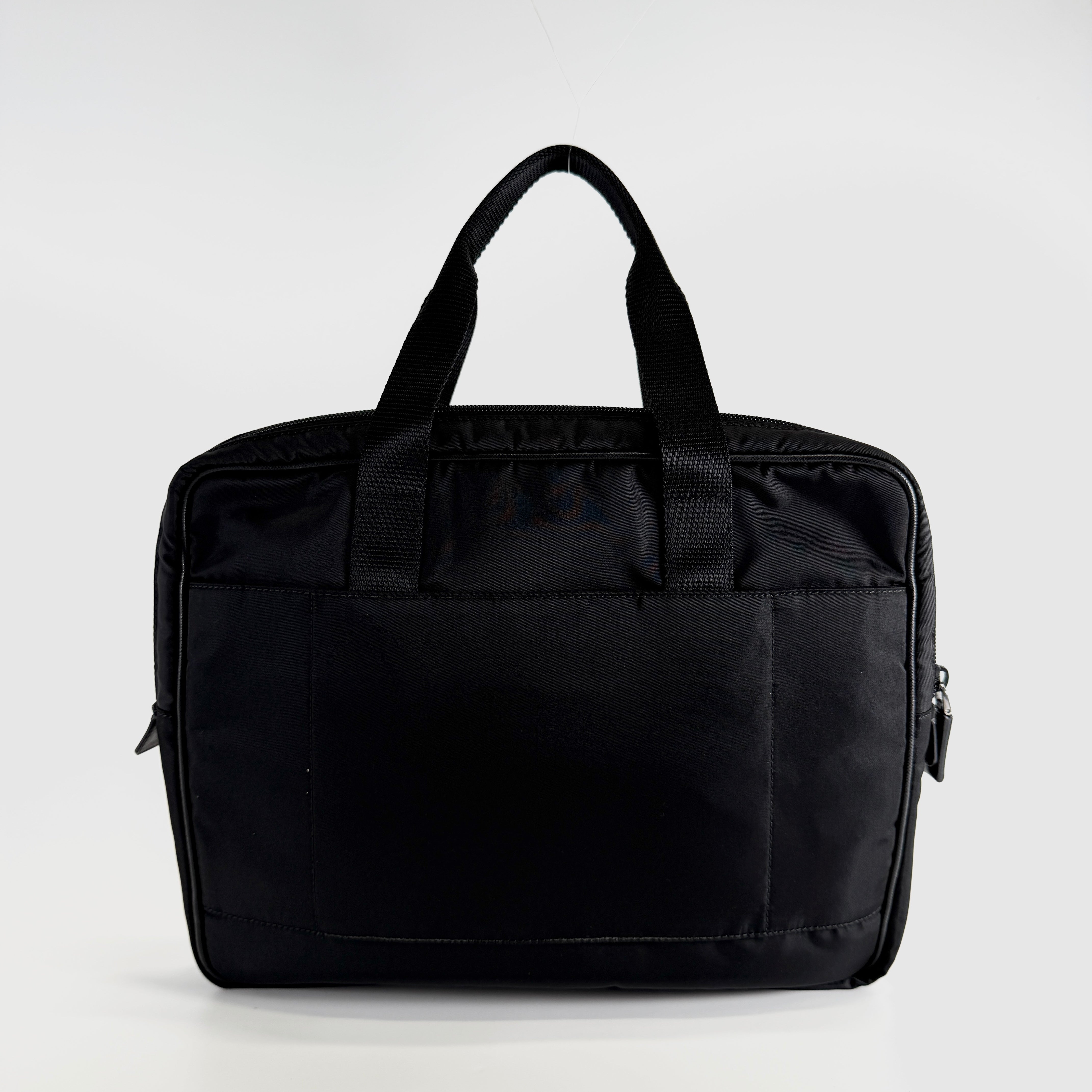 2604 secondhand PRADA business bag
