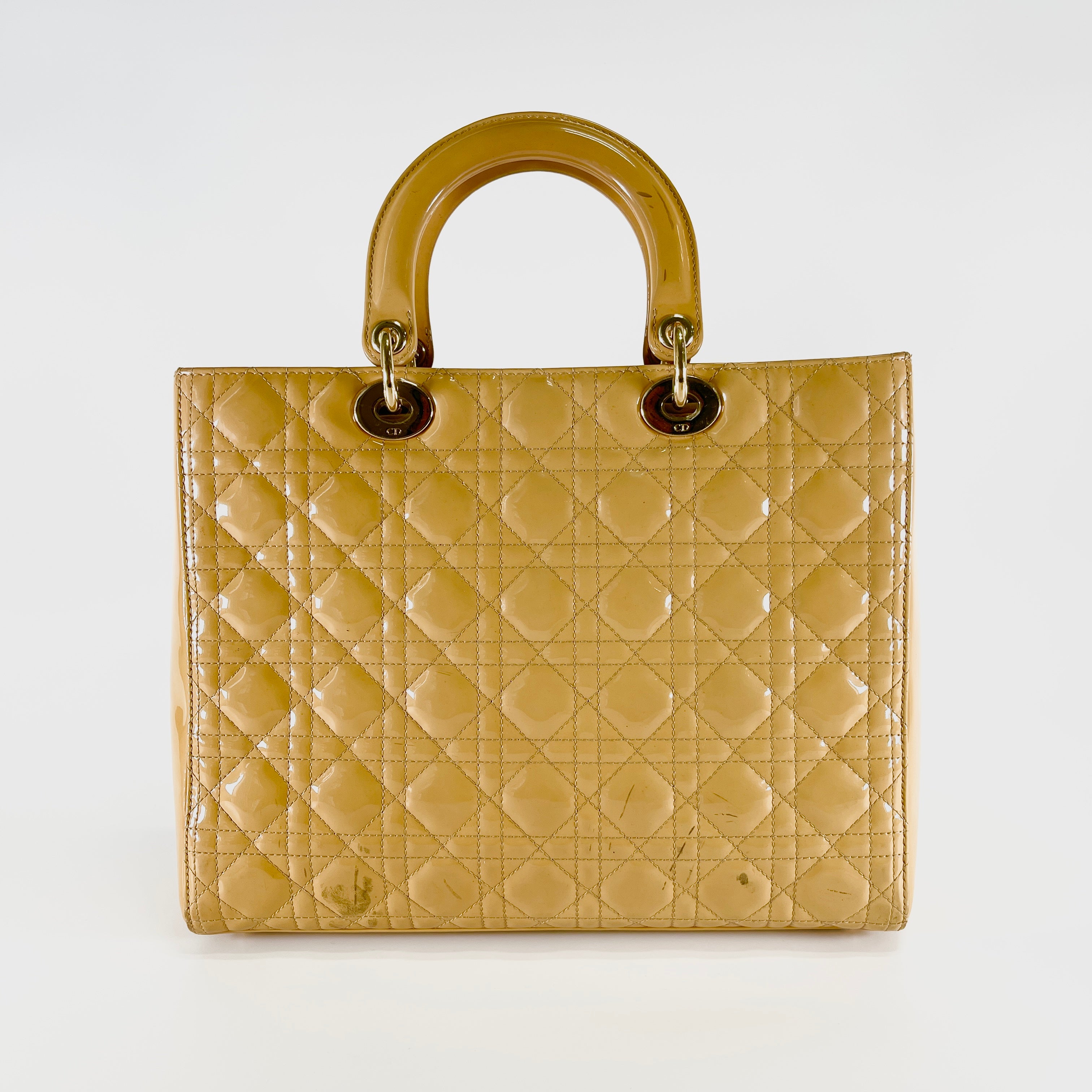 2604 secondhand CD Lady Dior Large patent