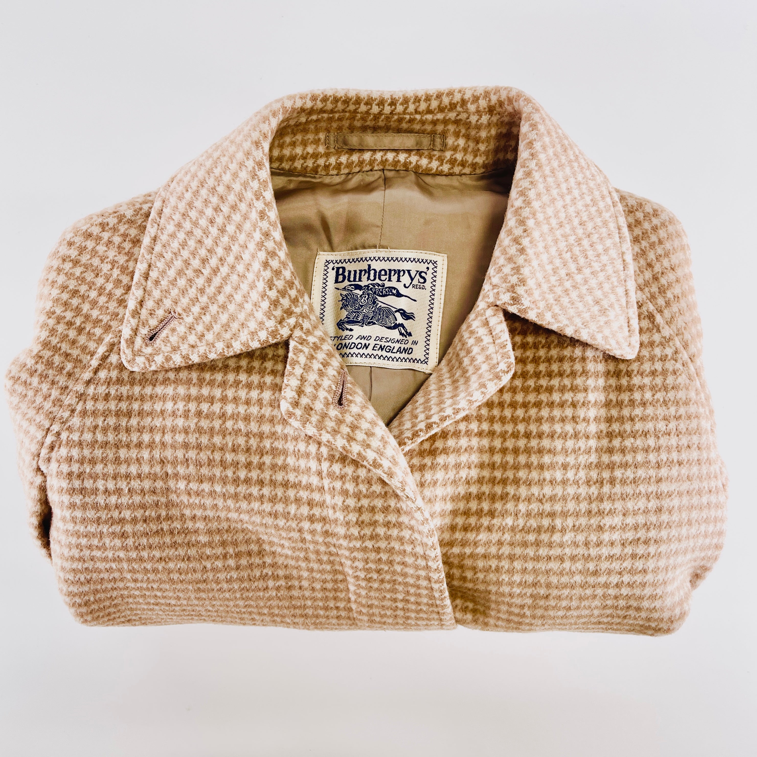 2606 secondhand BURBERRY coat