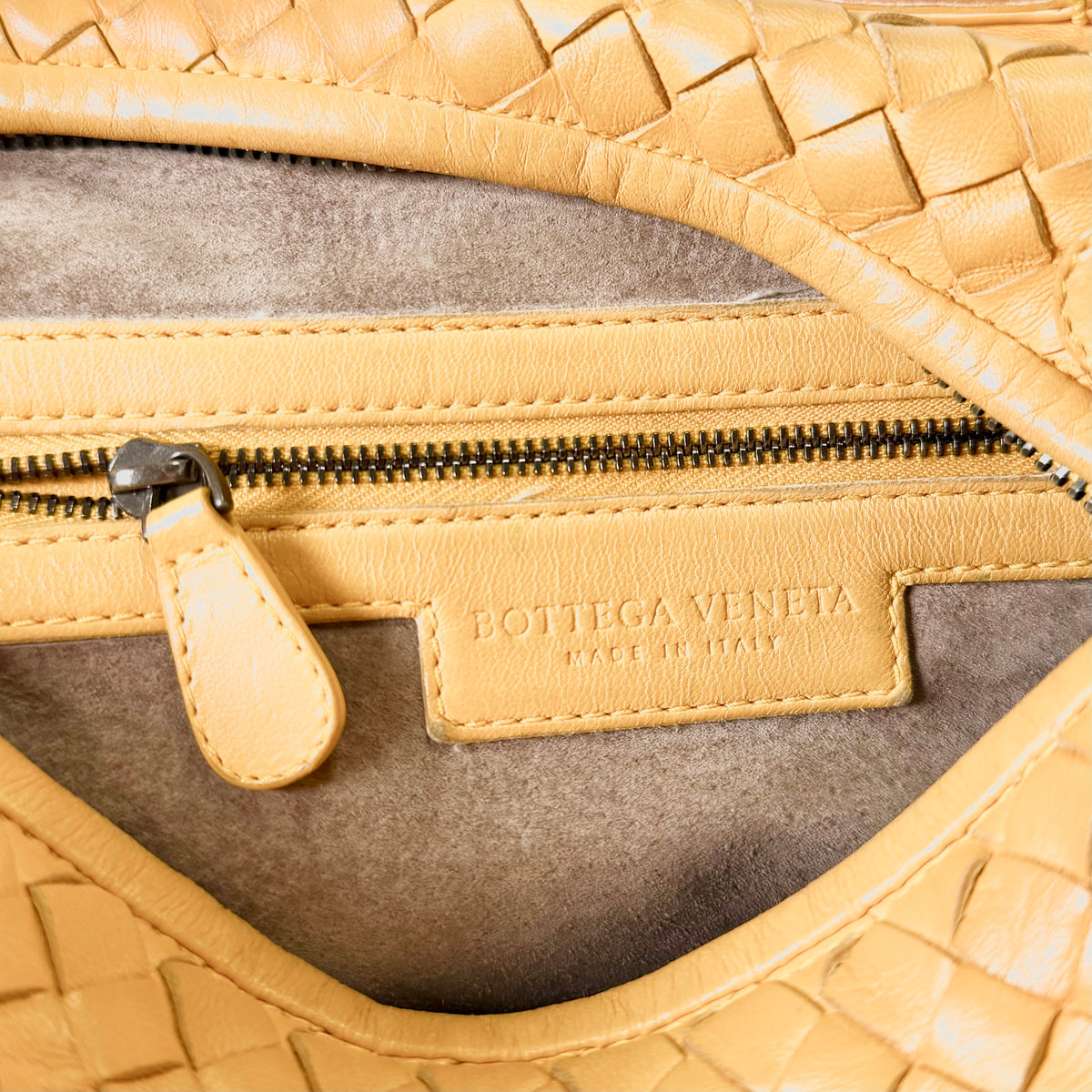 2608 secondhand BOTTEGA VENETA Shoulder bag / Crossbody Bag